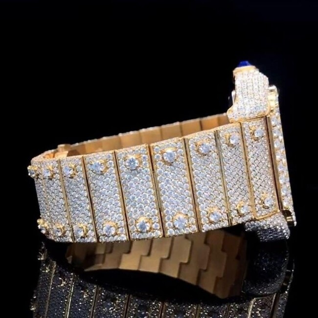 Stainless Steel Diamond-Cut VVS Moissanite Watch for Wedding - Image 4