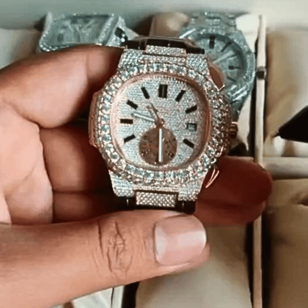 Stylish Iced Out Moissanite Watch with Silicone Comfort - Image 3