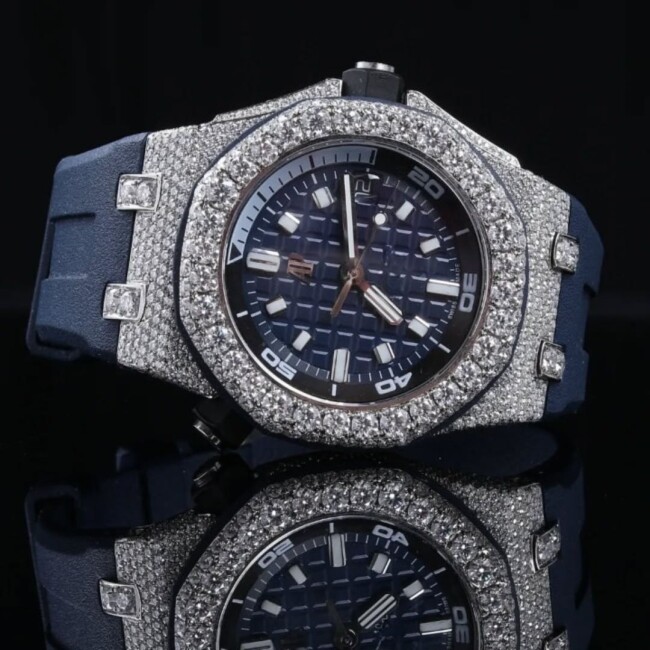 Stylish Moissanite Iced-Out Silicone Band Watch - Image 5