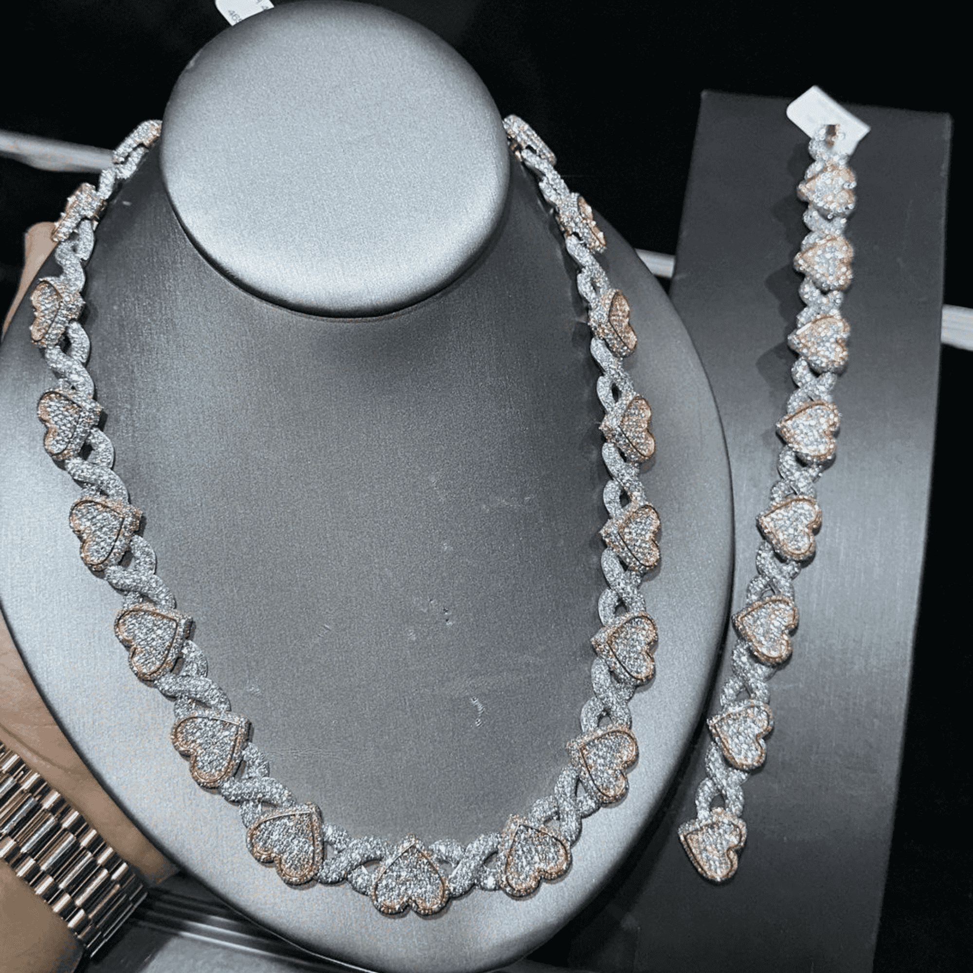 Men’s Moissanite Cuban Link Chain for Daily Street Look - Image 3