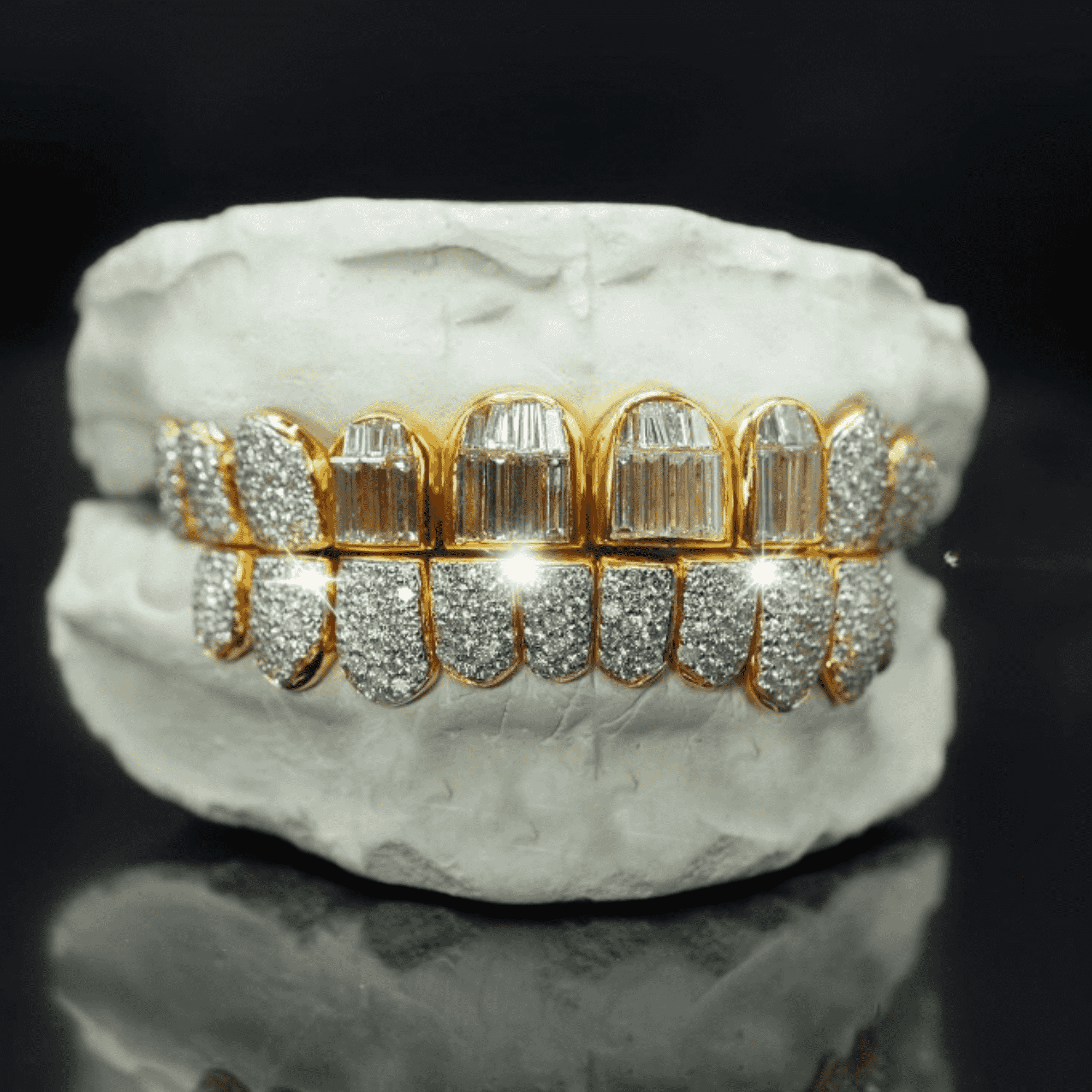 Iced Out VVS Moissanite Teeth Grillz – Real Diamond Effect Shine - Image 3