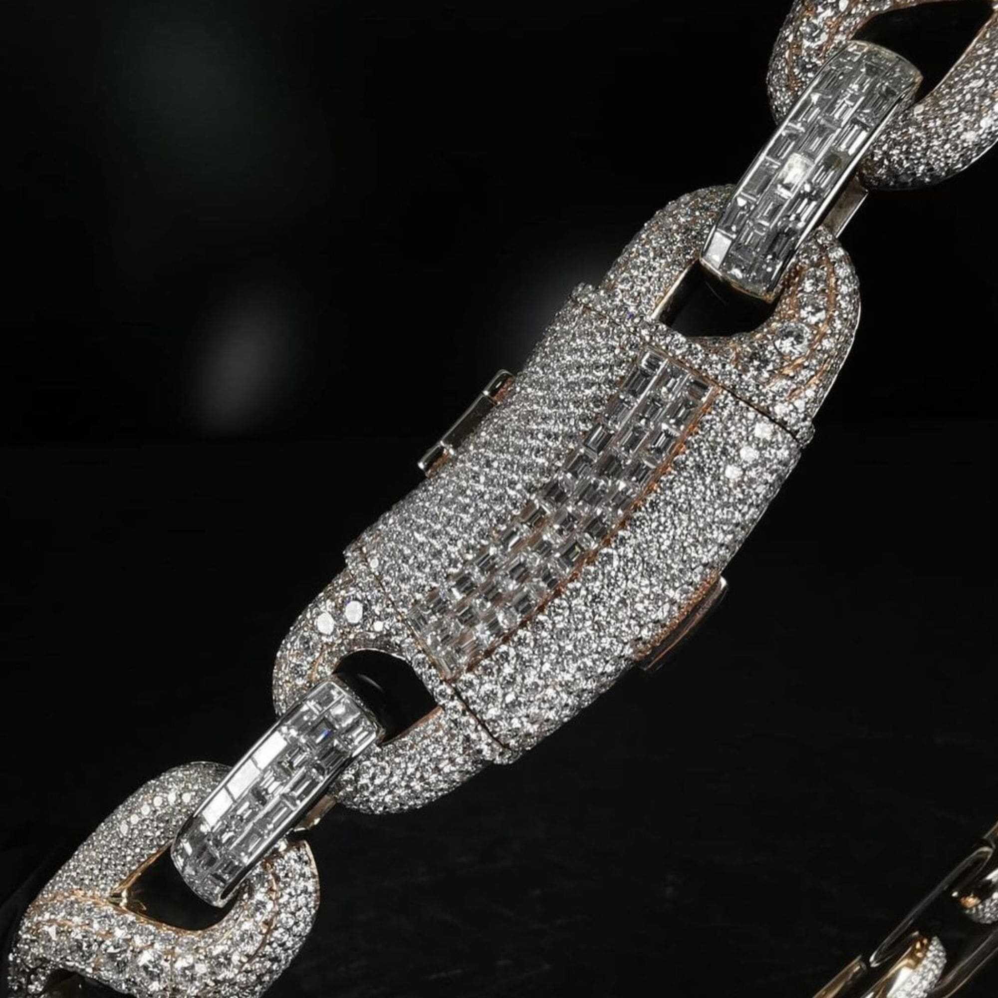 18mm Silver Diamond Style Men’s Moissanite Chains Iced Out Cuban Link Chain - Image 3