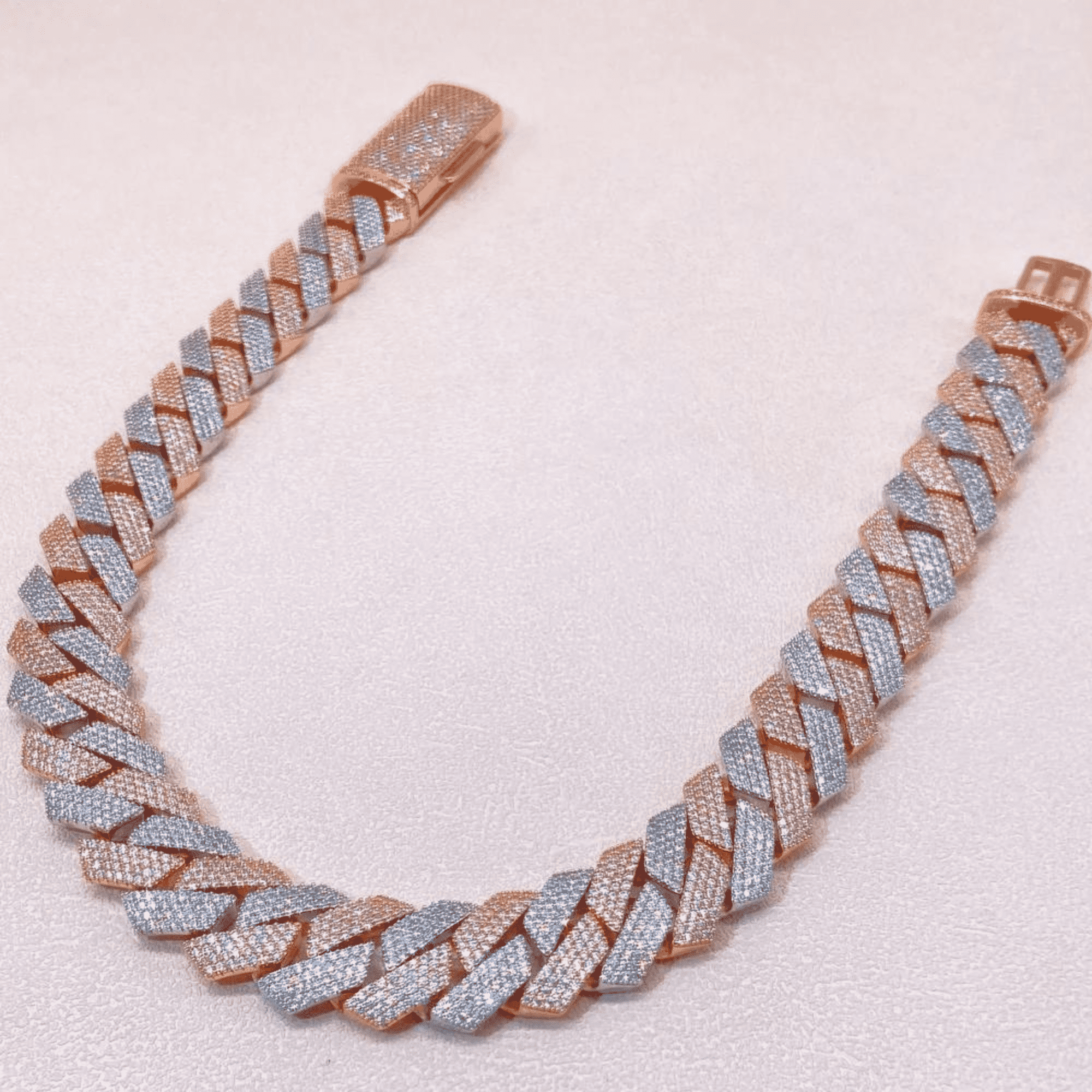 22mm Mens Moissanite Cuban Link Chain