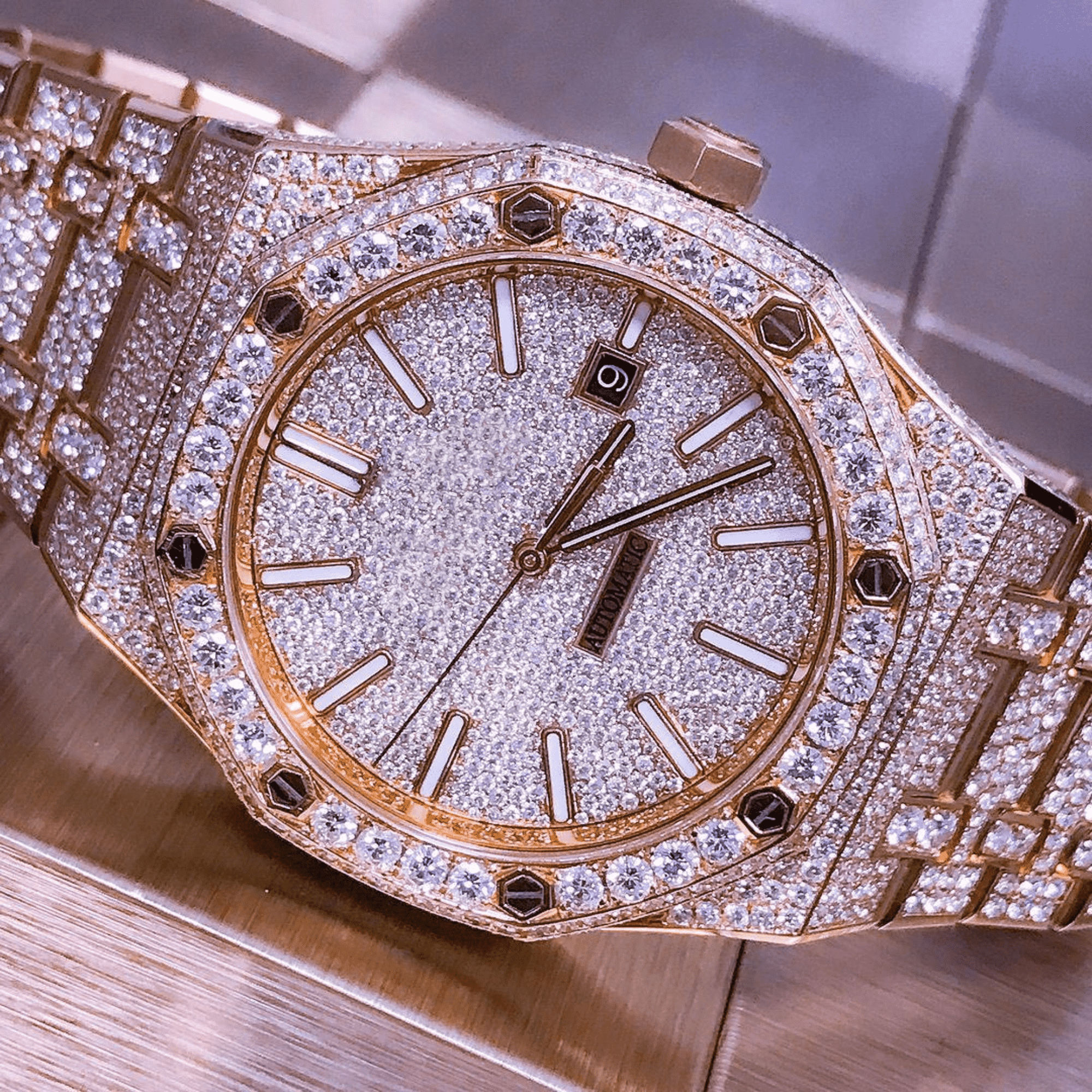 Stainless Steel Iced Out Luxury Watch for Daily Wear - Image 3