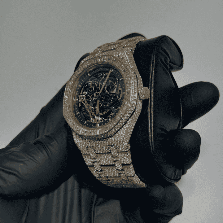 Elegant Moissanite Watches Iced Out for Men & Women - Image 3