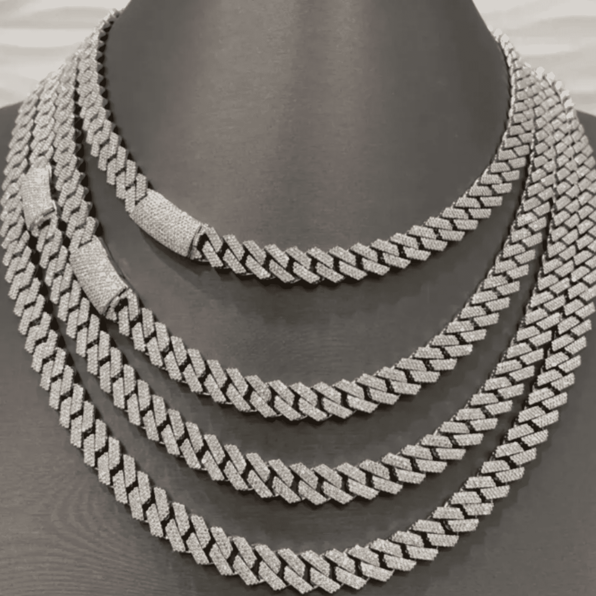 14mm Silver Diamond Men’s Moissanite Iced Out Cuban Link Chain - Image 2