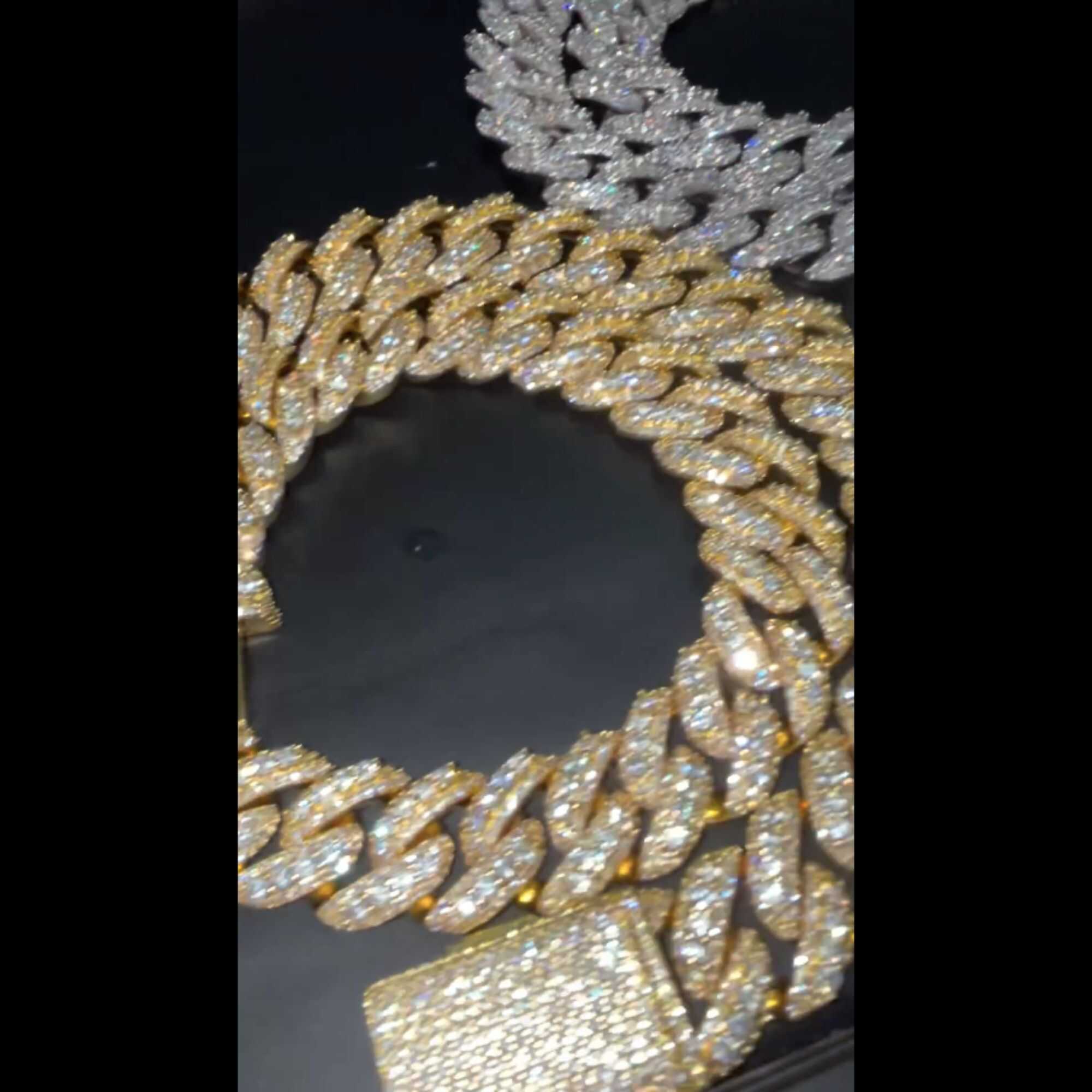 Diamond Finish Silver Men’s Moissanite Chains Iced Out Cuban Link Chain