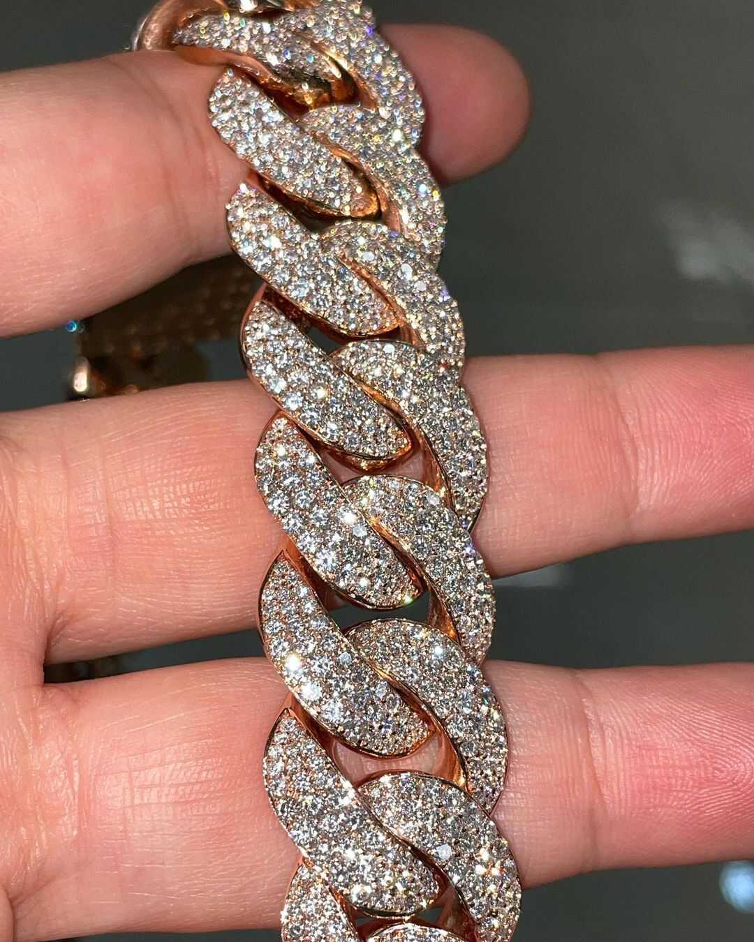20mm Men’s Silver Diamond Style Iced Out Cuban Link Moissanite Chains - Image 5