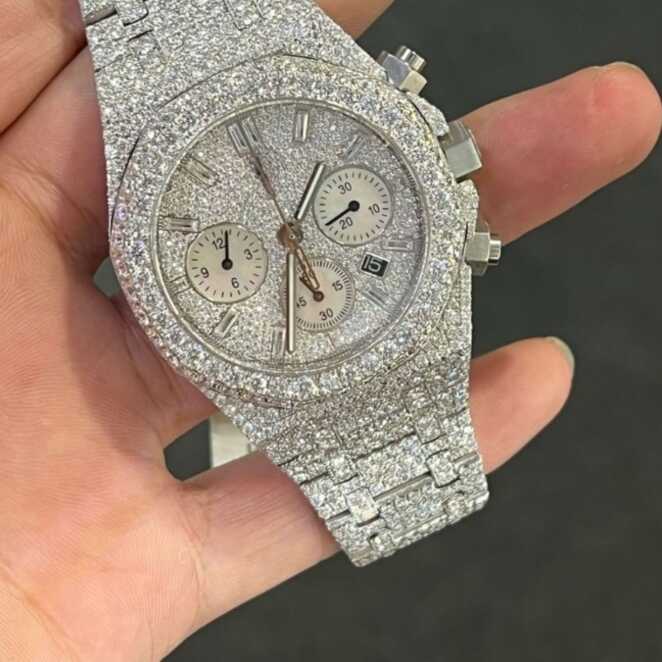 Luxury ICED out moissanite - vvs chronograph