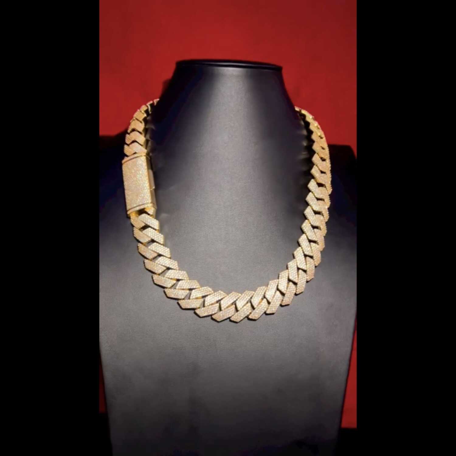 20mm Mens Moissanite Cuban Link Chain