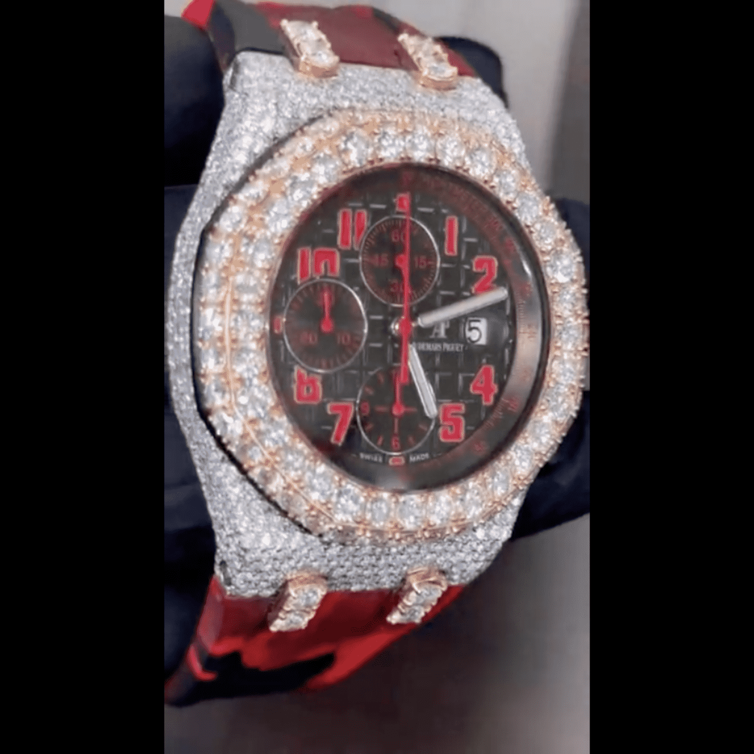 Premium Moissanite Watches Iced Out with Slim Dial for Men & Women - Image 3