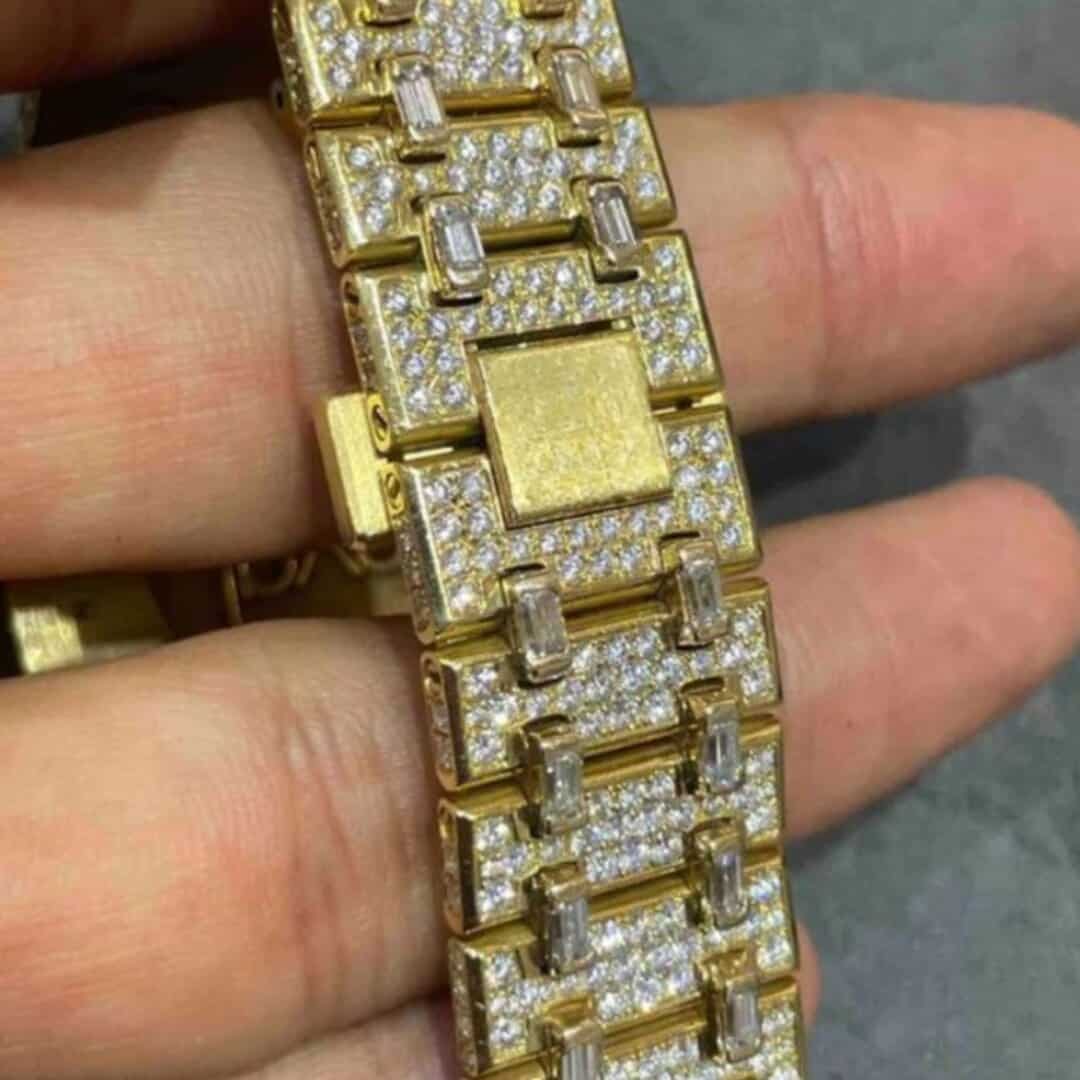 Luxury Iced Out Moissanite Diamond Watch - Image 4
