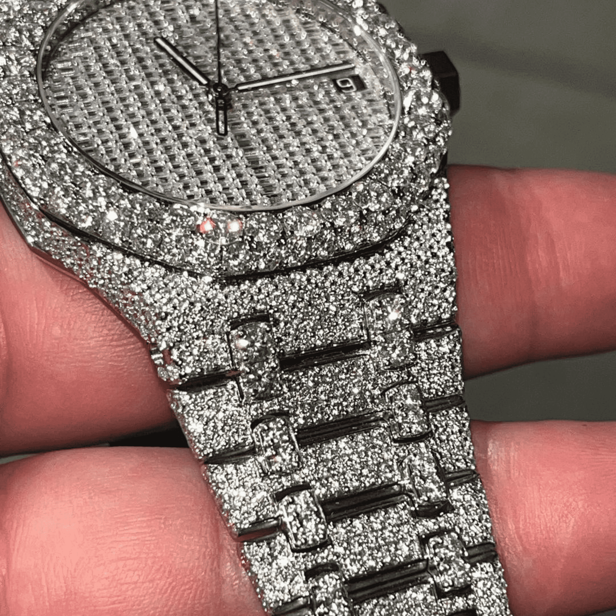Iced Out Moissanite Diamond Watch for Unisex - Image 2