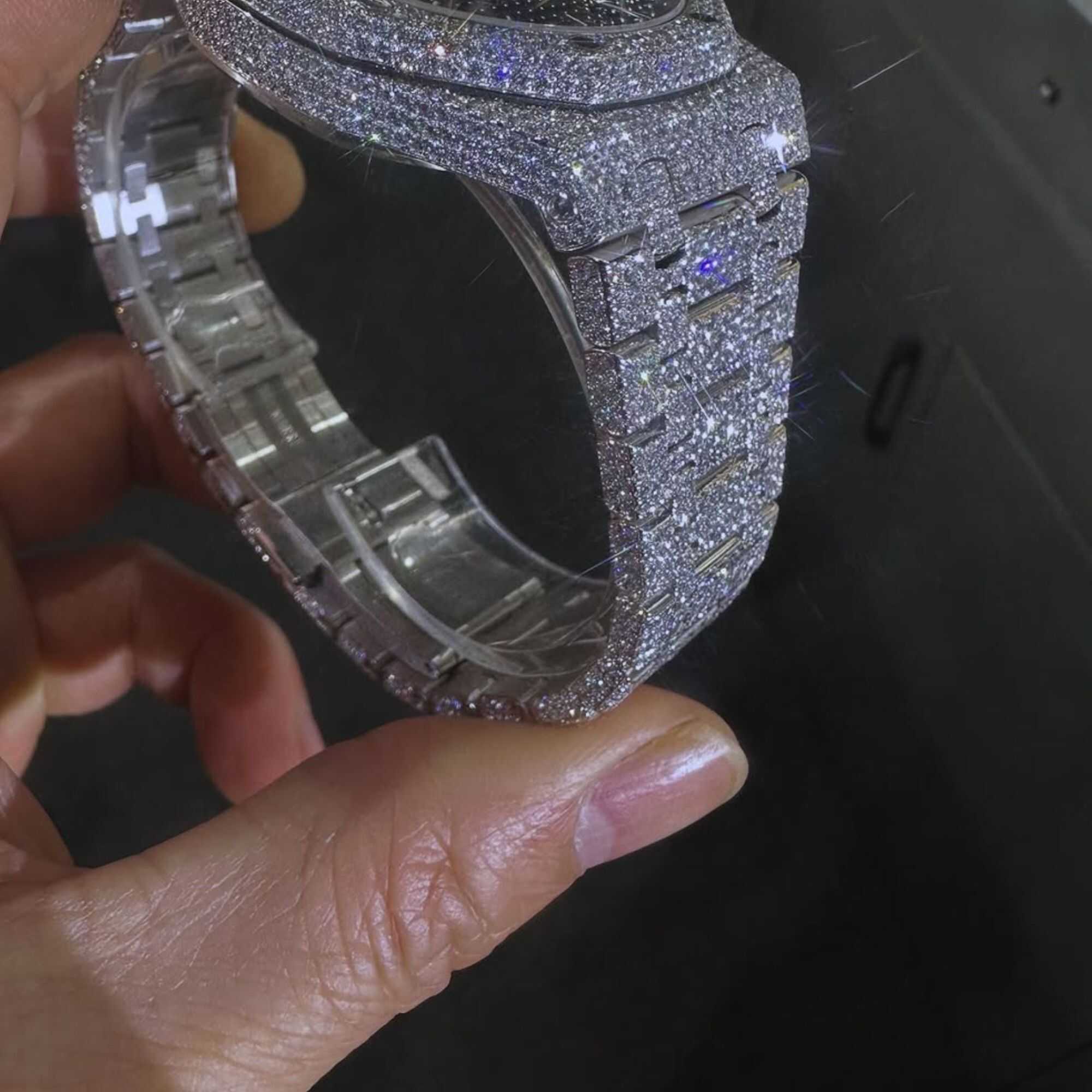 Elegant Moissanite Watches with Classic Link Bracelet - Image 6