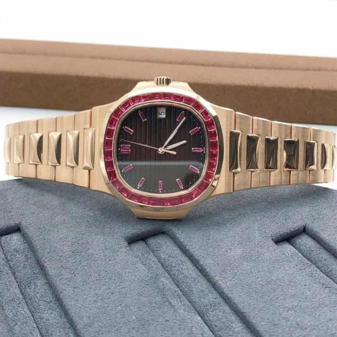 Classic Moissanite Watch with Modern Shine - Image 2