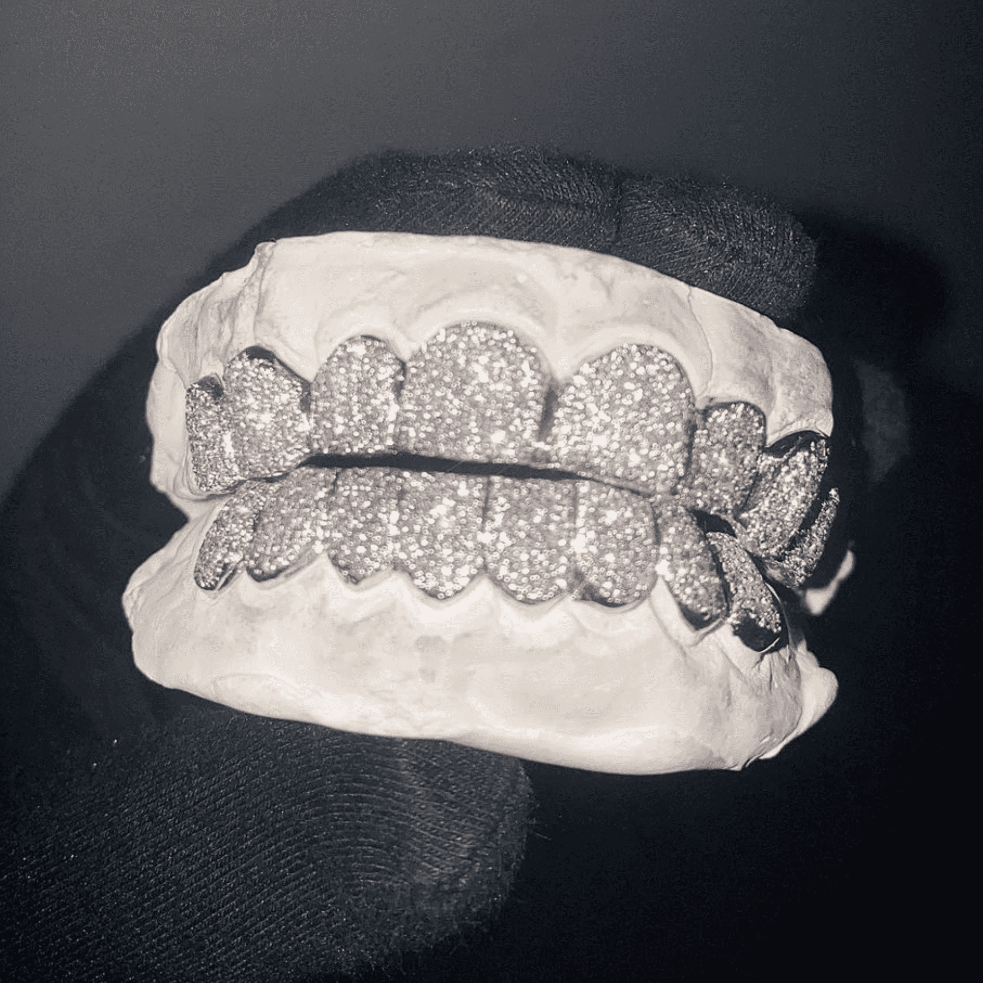Fully Iced Out Diamond Teeth Grillz – High Sparkle Hip-Hop Jewelry Set 1 Fully Iced Out Diamond Teeth Grillz – High Sparkle Hip-Hop Jewelry Set