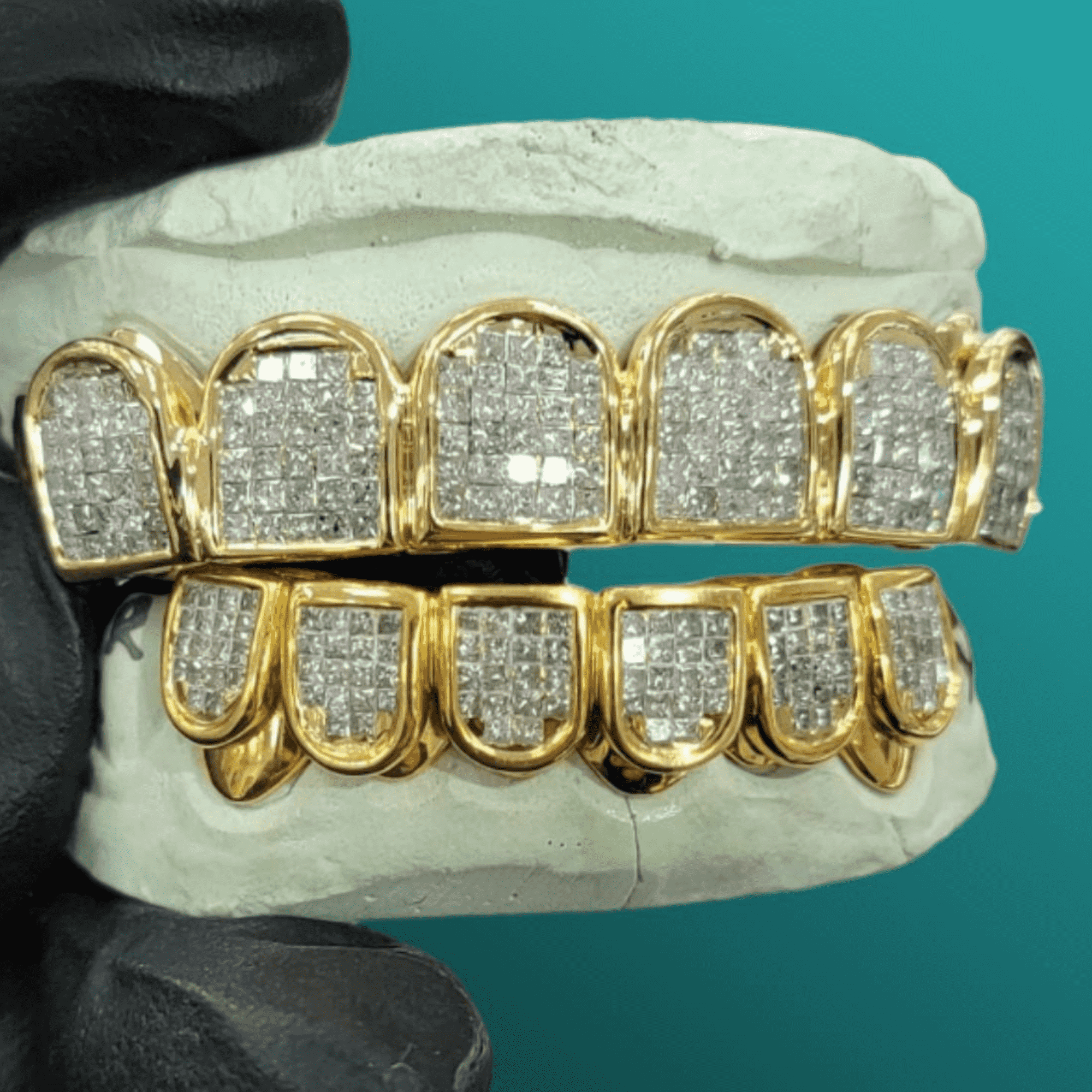 Real 925 Silver Iced Teeth Grillz – Elegant Shine with Long-Lasting Build 1 Real 925 Silver Iced Teeth Grillz – Elegant Shine with Long-Lasting Build