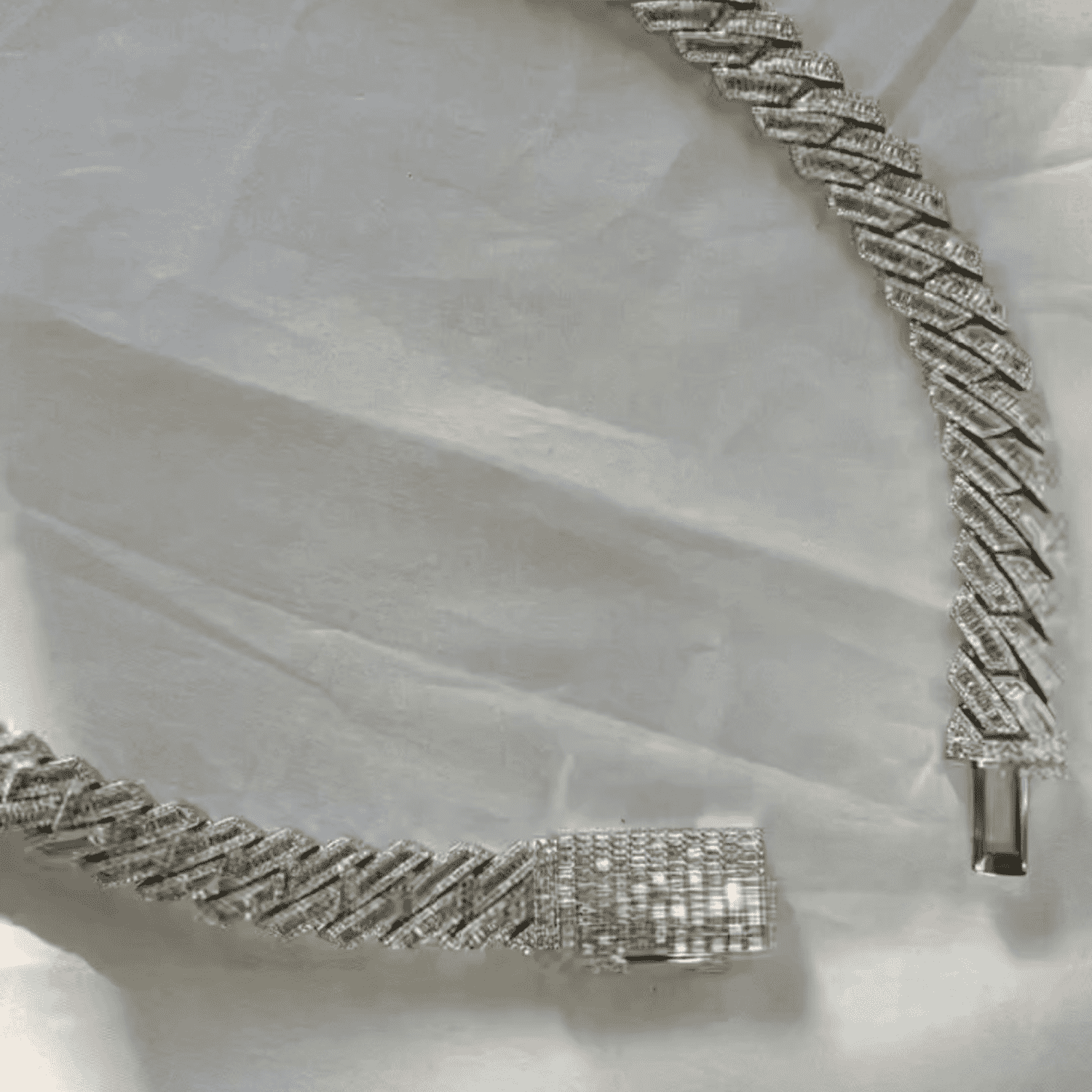 16mm Baguette Men’s Silver Diamond Moissanite Iced Out Cuban Link Chain 2 16mm Baguette Men’s Silver Diamond Moissanite Iced Out Cuban Link Chain - Image 2