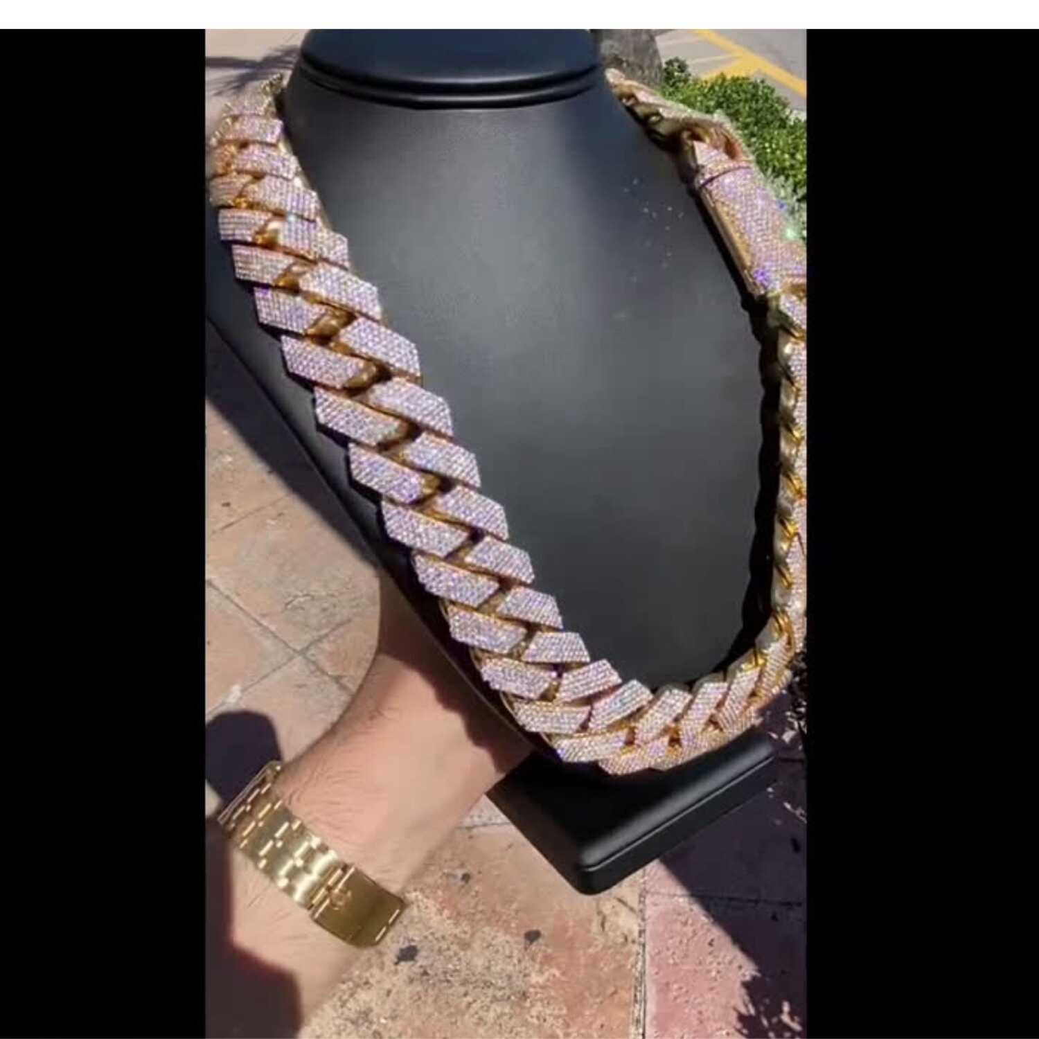 925 Men’s Silver Diamond Moissanite Chains Iced Out Cuban Link Chain 7 925 Men’s Silver Diamond Moissanite Chains Iced Out Cuban Link Chain - Image 7