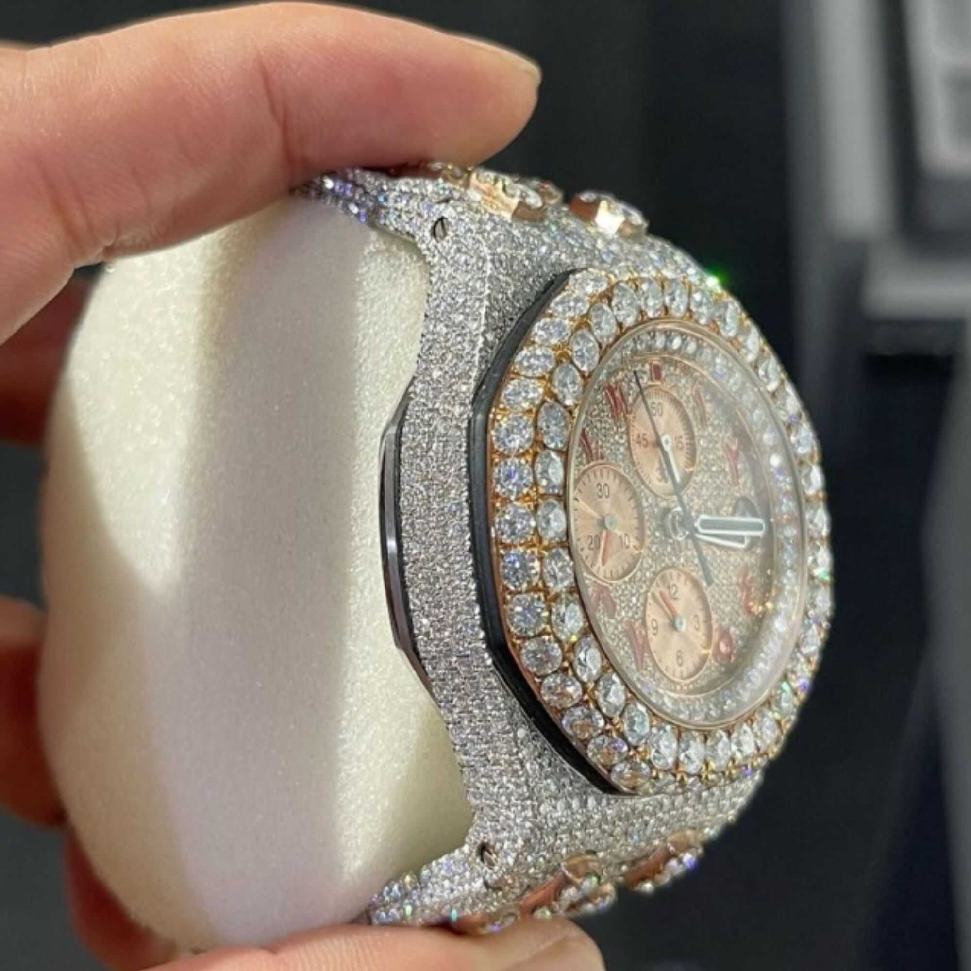 Luxury ICED out moissanite - vvs chronograph 5 Luxury ICED out moissanite - vvs chronograph - Image 5