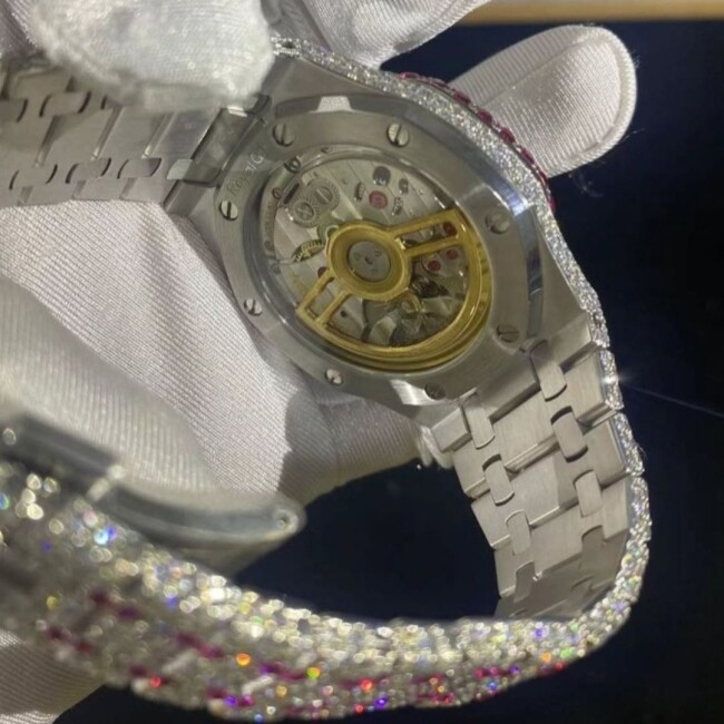 Custom Iced Out Moissanite Watches – Premium Design, VVS1 Diamonds, Free Shipping - Image 5