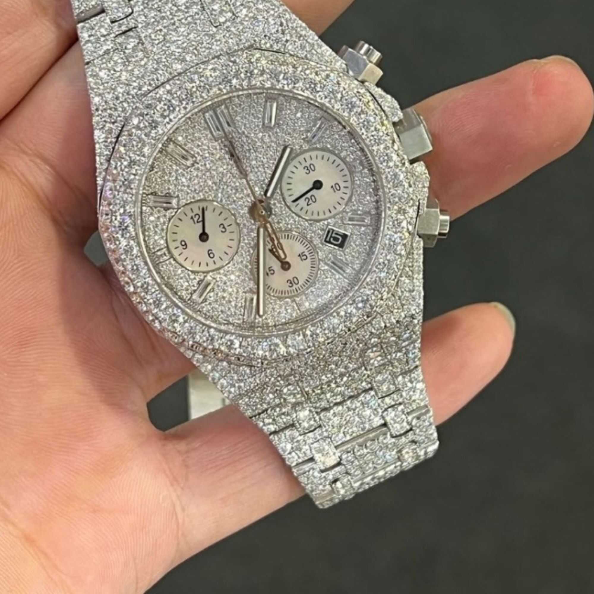 Luxury ICED out moissanite - vvs chronograph