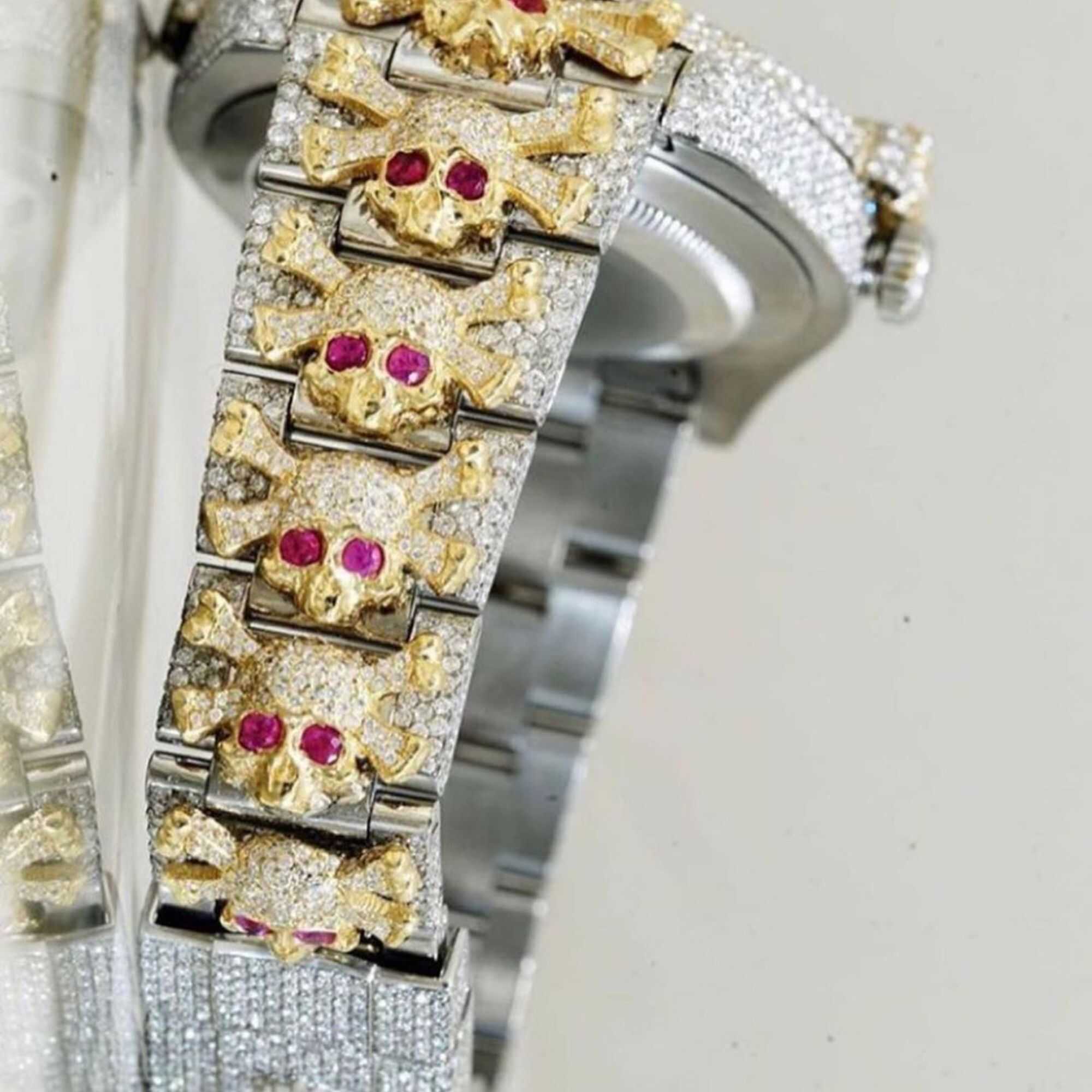 Iced Out Moissanite Watches with Sleek Round Dial for Men & Women - Image 2