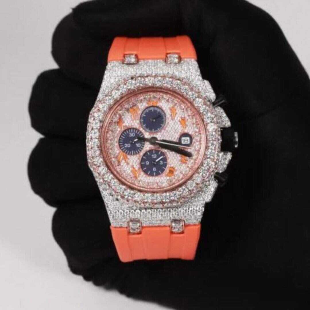 Moissanite Iced Out Silicone Watch – Stylish & Comfortable - Image 6
