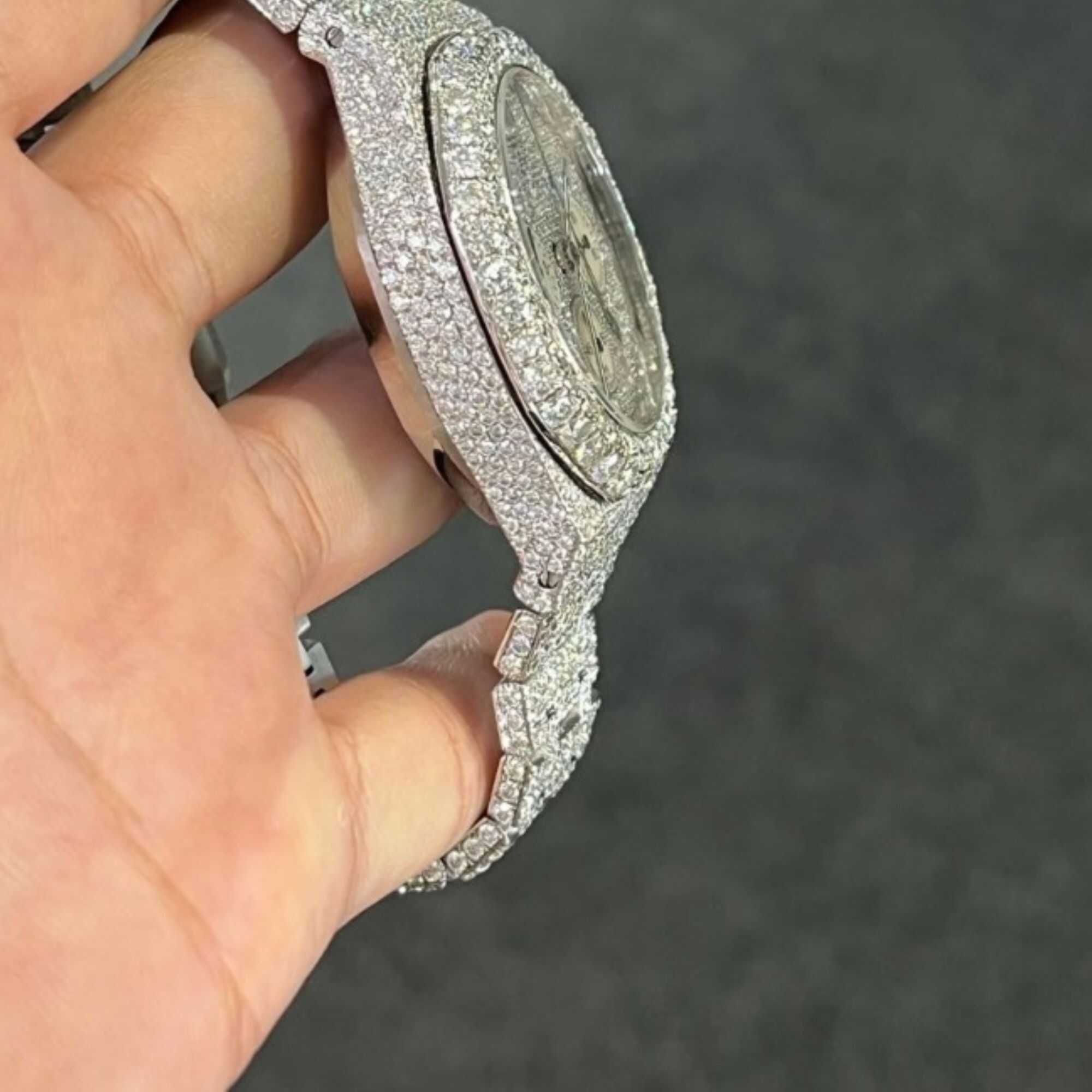 Luxury ICED out moissanite - vvs chronograph - Image 3
