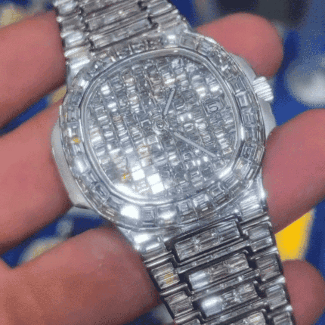 Unisex Iced-Out Moissanite Watch - Image 4