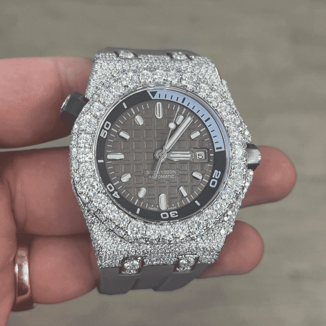 Luxury Iced Out Moissanite Watch with Silicone Strap - Image 6