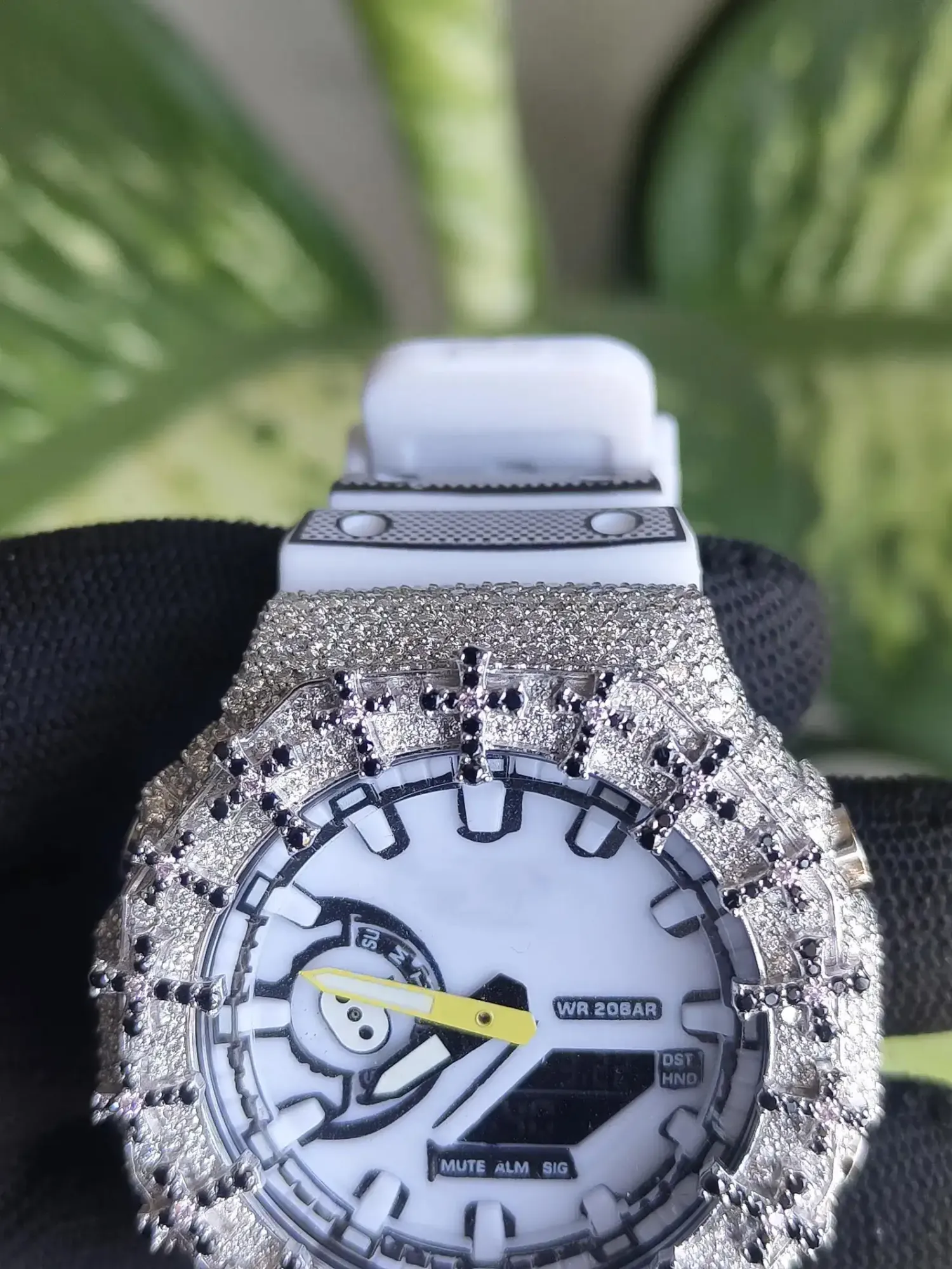 vvs icedout watch