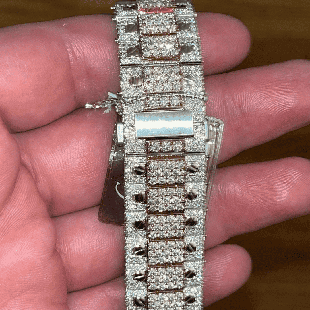 Bust Down Moissanite Watch – Iced Out Luxury - Image 4