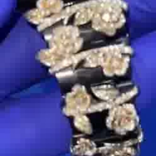 Luxury Iced Out Moissanite Watch - Image 5