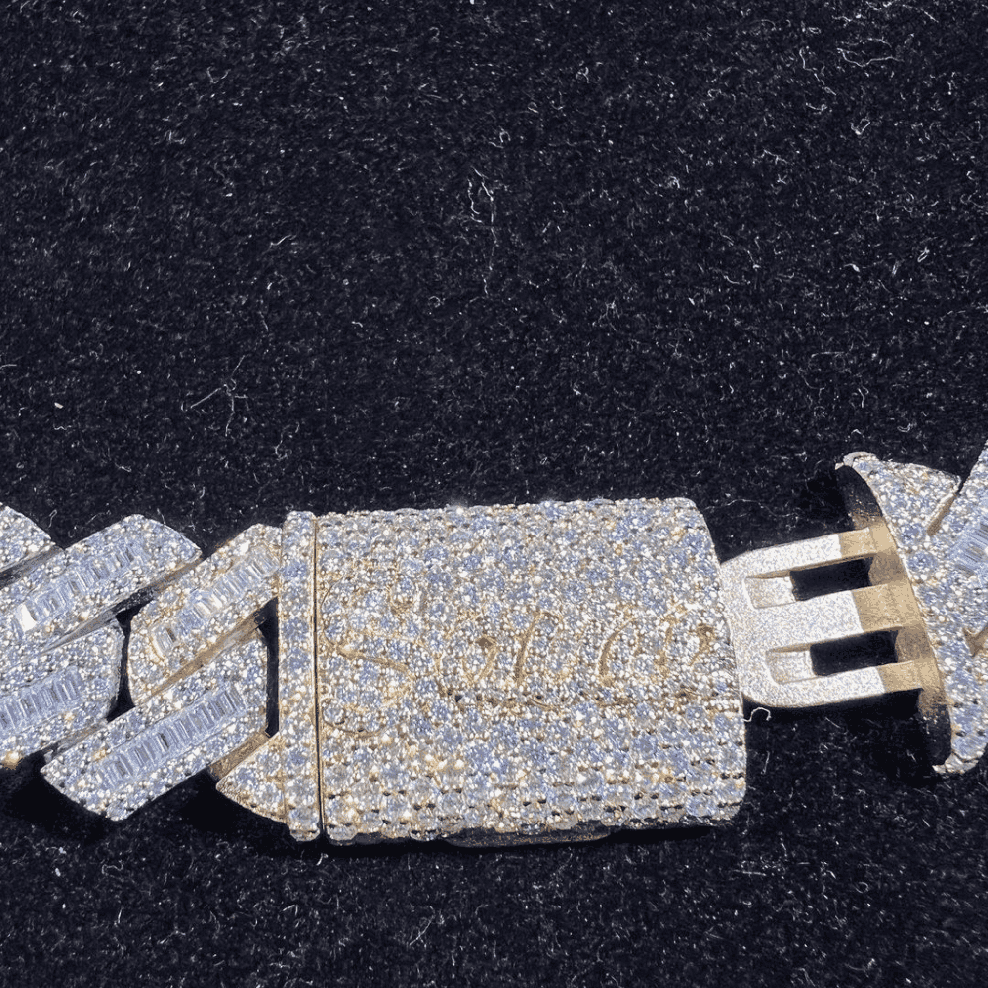 20mm Rose Gold Men’s Silver Diamond Iced Out Cuban Link Moissanite Chains 5 20mm Rose Gold Men’s Silver Diamond Iced Out Cuban Link Moissanite Chains - Image 5