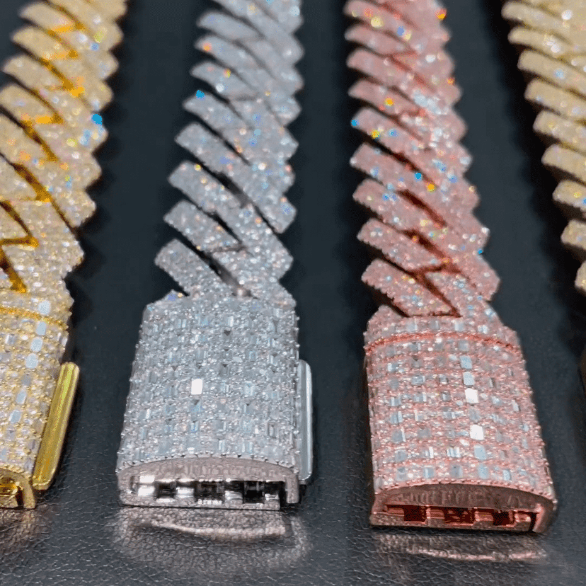 20 mm Men’s Silver Diamond Moissanite Iced Out Cuban Link Chain 3 20 mm Men’s Silver Diamond Moissanite Iced Out Cuban Link Chain - Image 3