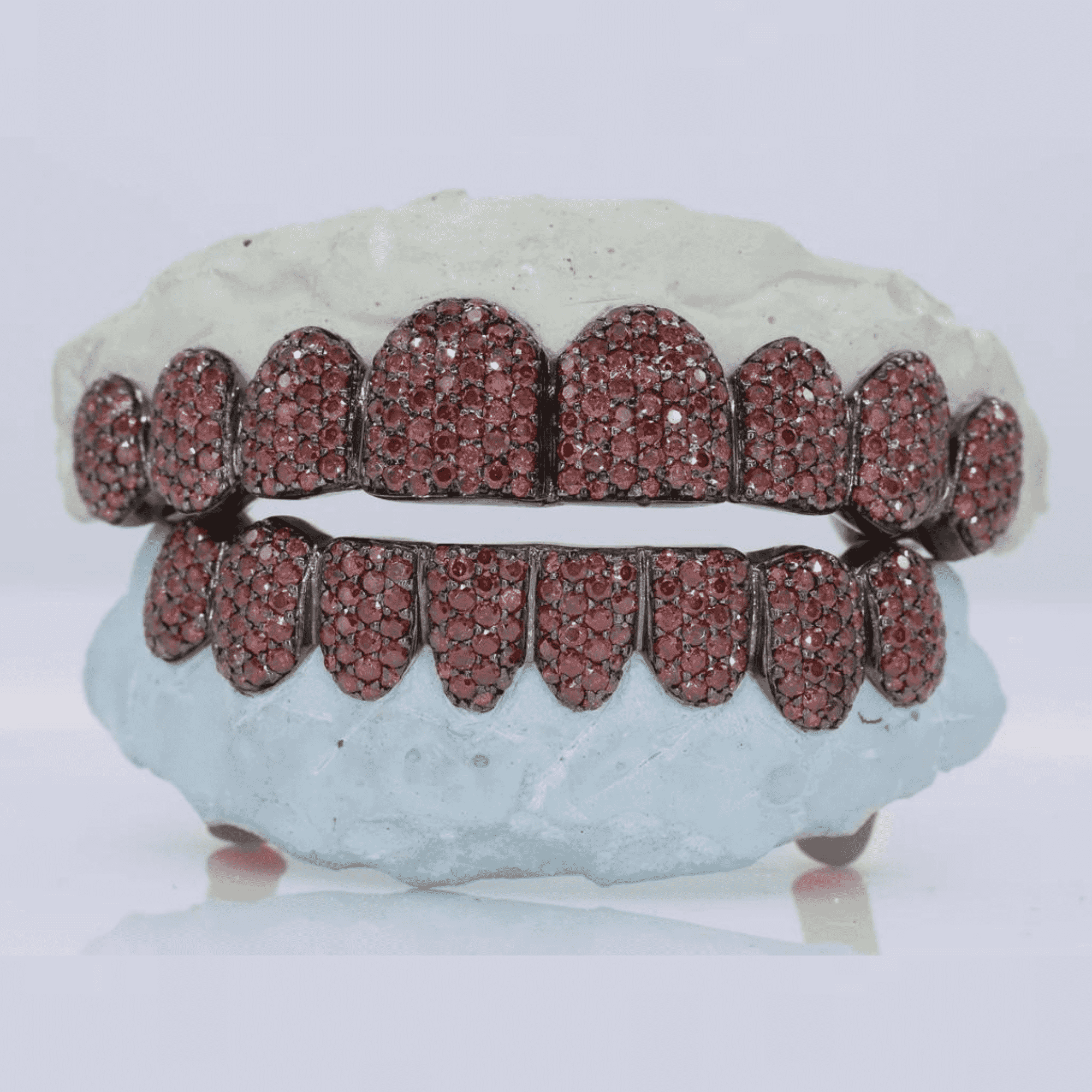 Deep Cut Diamond Style Teeth Grillz – Modern Shine & High Reflection 1 Deep Cut Diamond Style Teeth Grillz – Modern Shine & High Reflection