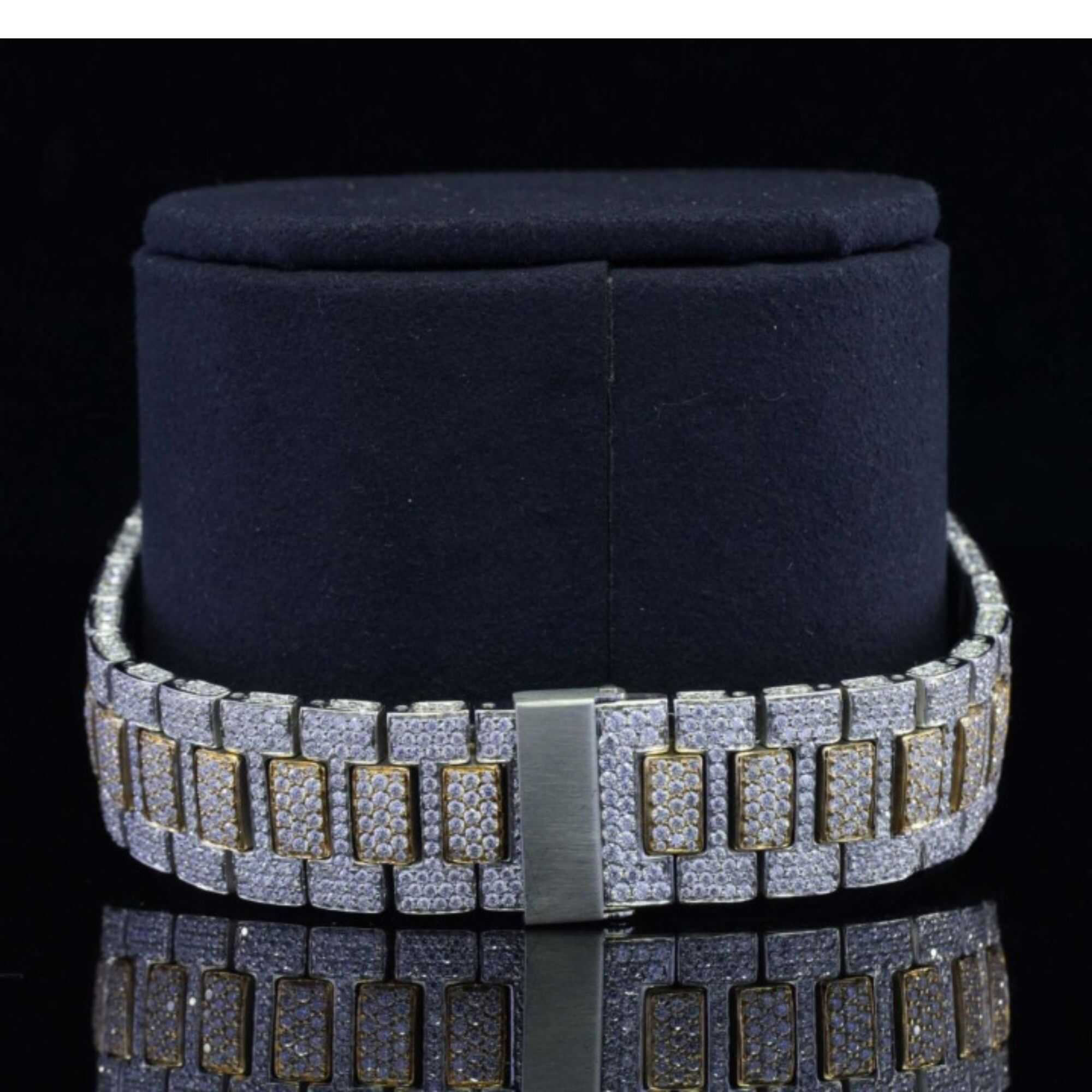 Elegant Moissanite Watches Iced Out for Men & Women 10 Elegant Moissanite Watches Iced Out for Men & Women - Image 10