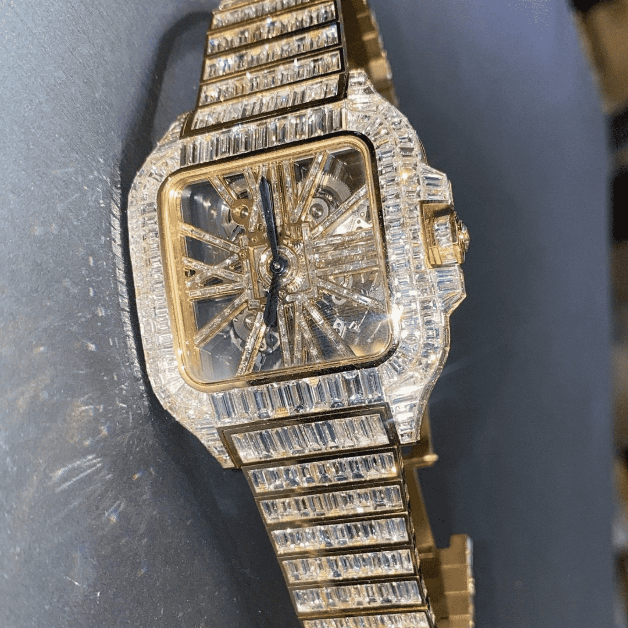Moissanite Diamond Watches: Luxury Brilliance for Men & Women 4 Moissanite Diamond Watches: Luxury Brilliance for Men & Women - Image 4