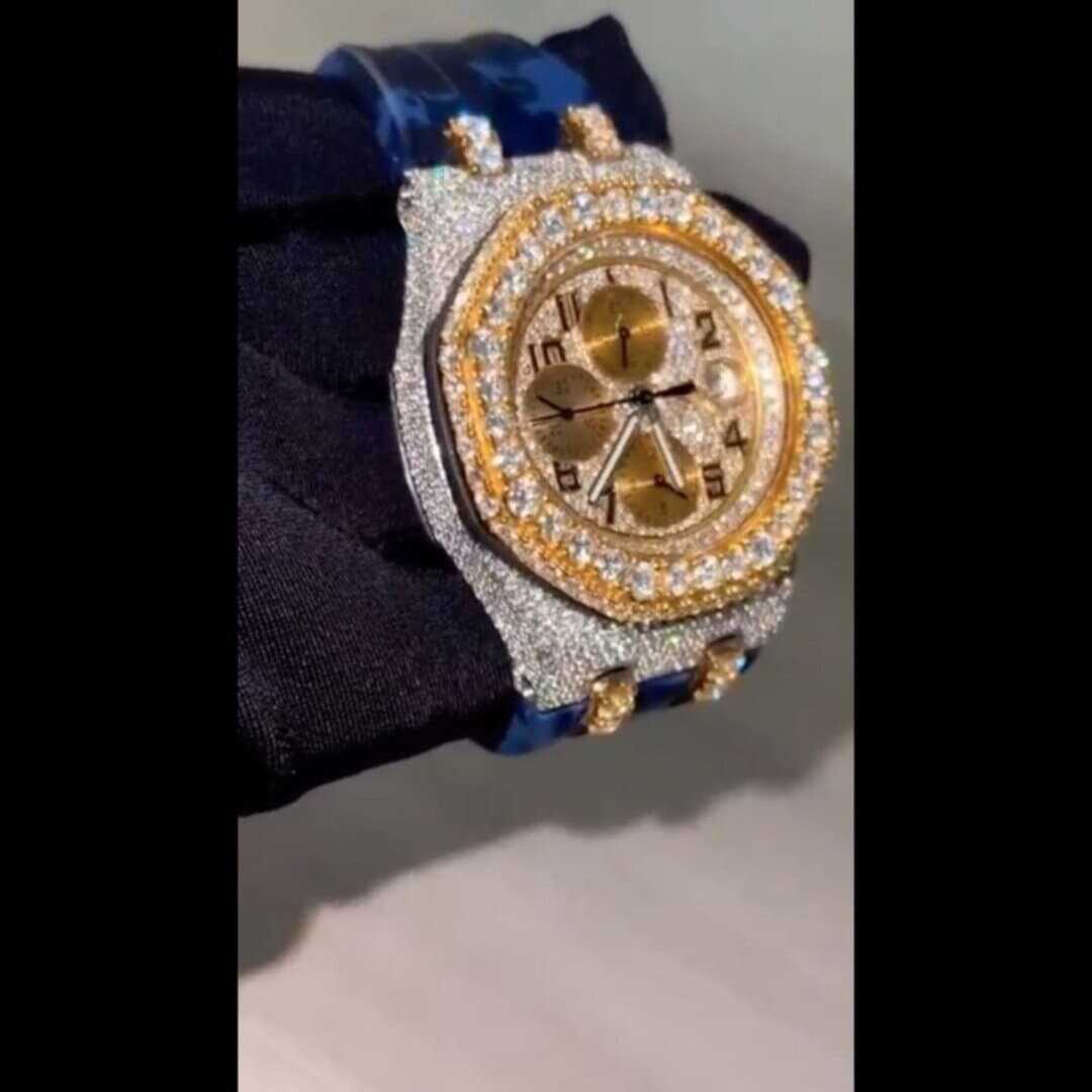 VVS Shine Moissanite Iced Out Watch on Silicone Strap 4 VVS Shine Moissanite Iced Out Watch on Silicone Strap - Image 4