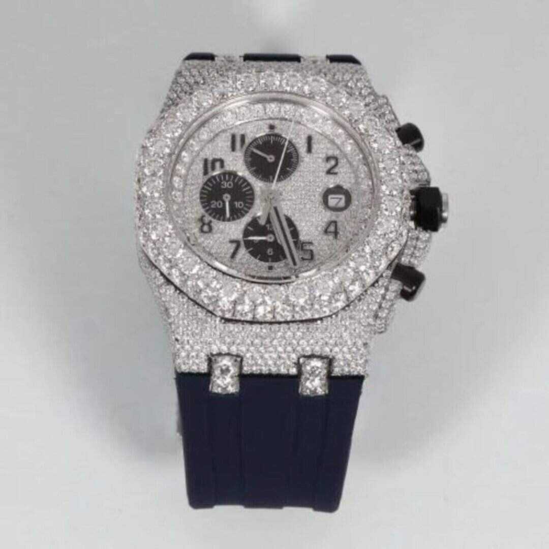 Trendy Iced Out Moissanite Watch with Silicone Band 2 Trendy Iced Out Moissanite Watch with Silicone Band - Image 2