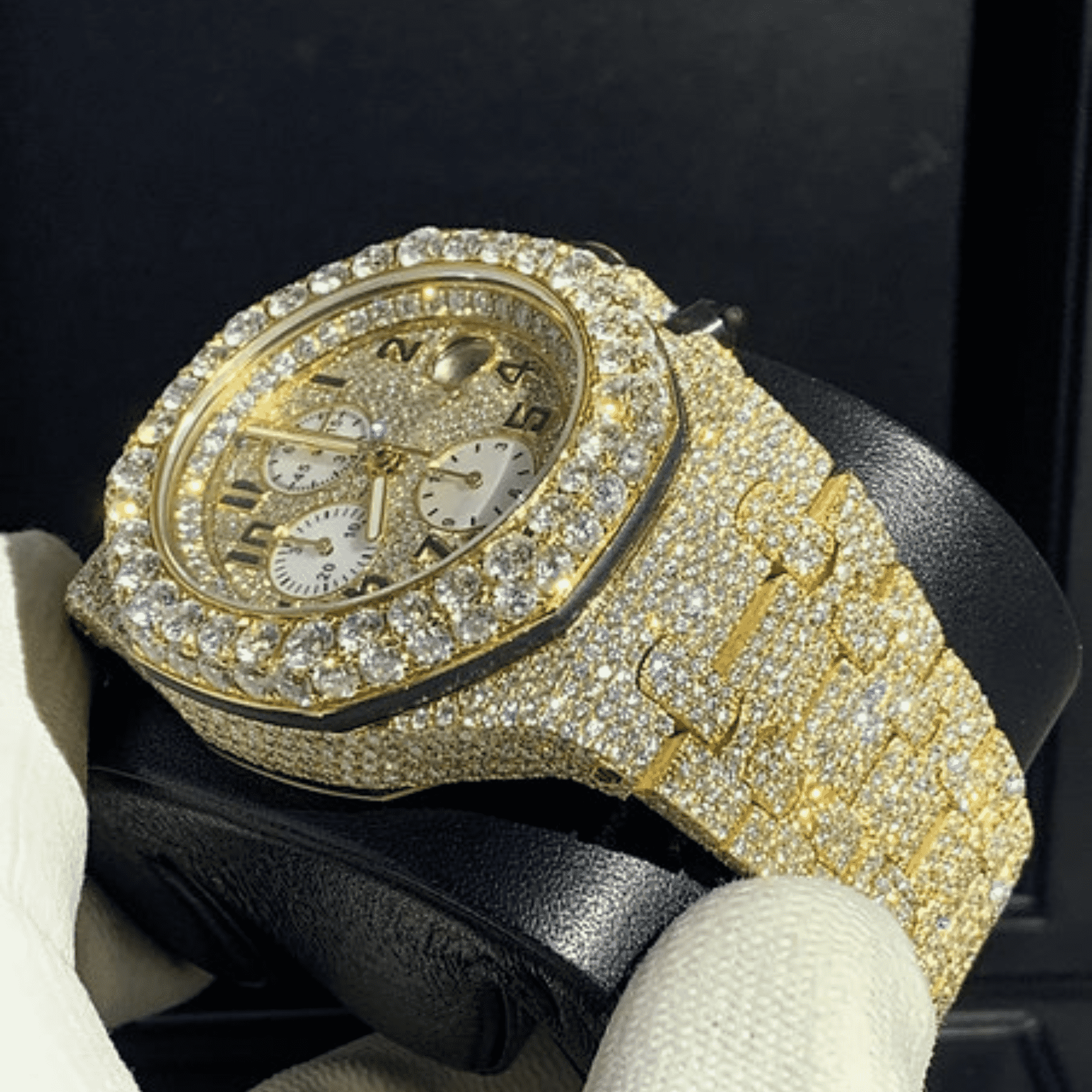 Stainless Steel VVS Moissanite Watch for Special Gift 8 Stainless Steel VVS Moissanite Watch for Special Gift - Image 8