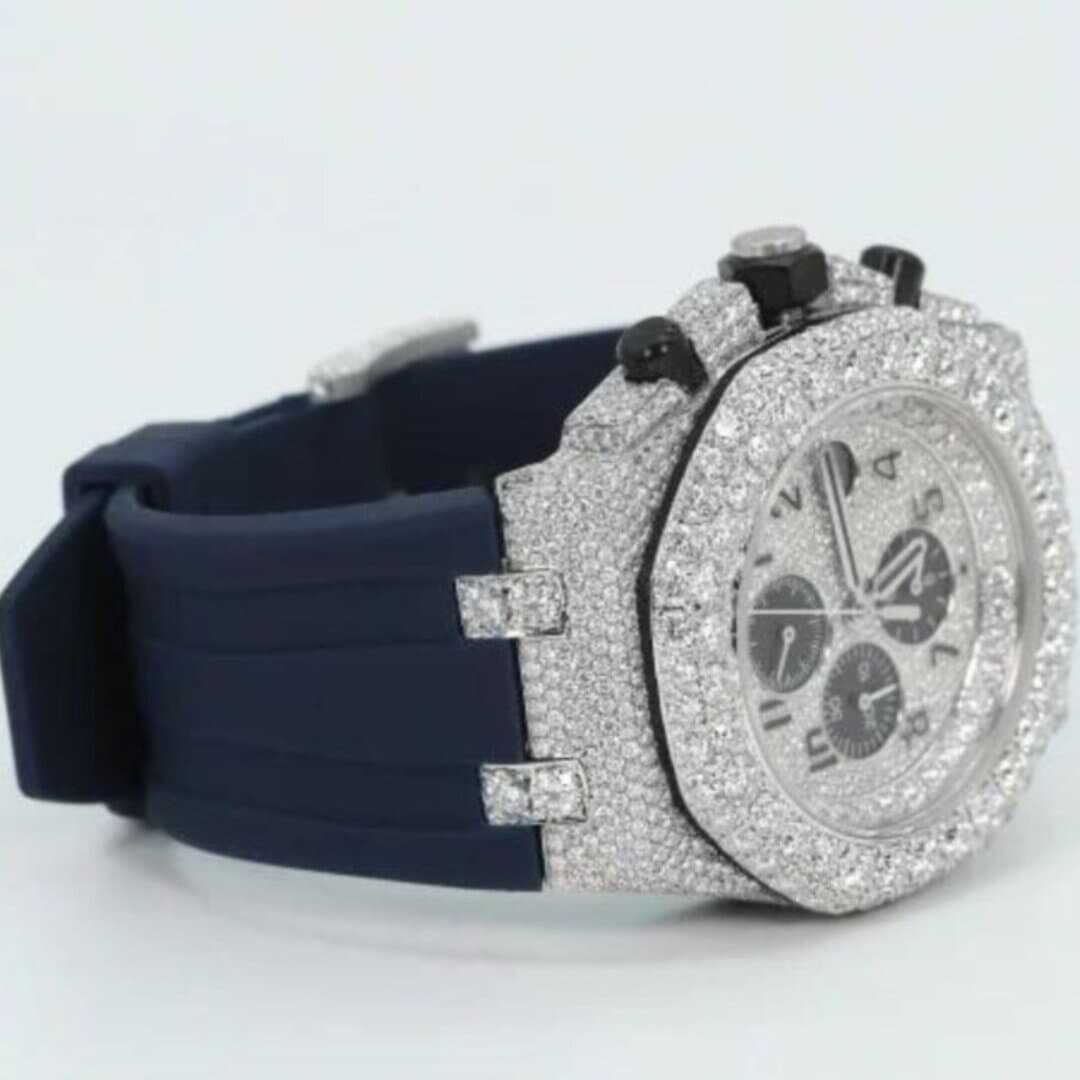 Trendy Iced Out Moissanite Watch with Silicone Band 3 Trendy Iced Out Moissanite Watch with Silicone Band - Image 3
