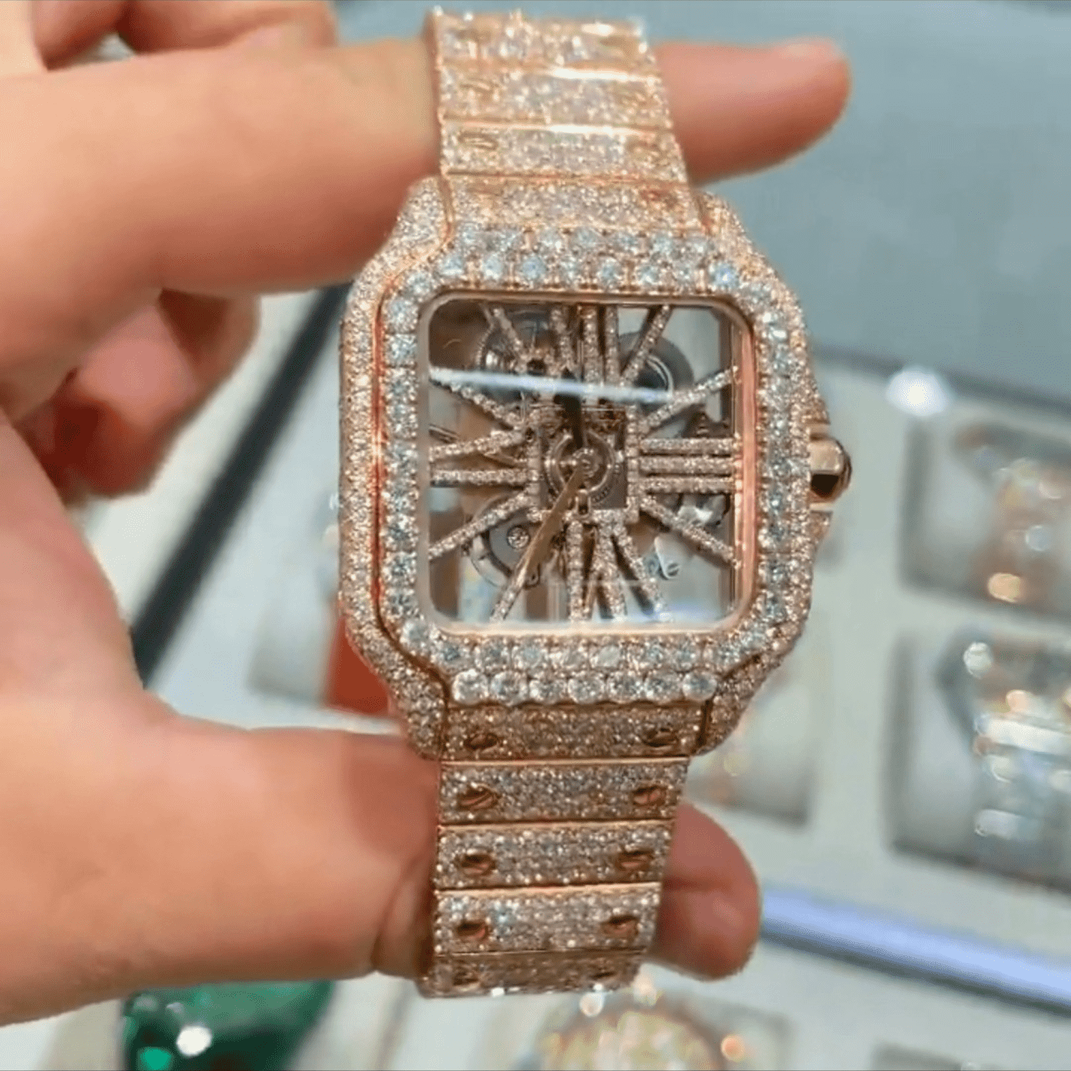 Luxury Moissanite Iced-Out Automatic Watch 4 Luxury Moissanite Iced-Out Automatic Watch - Image 4