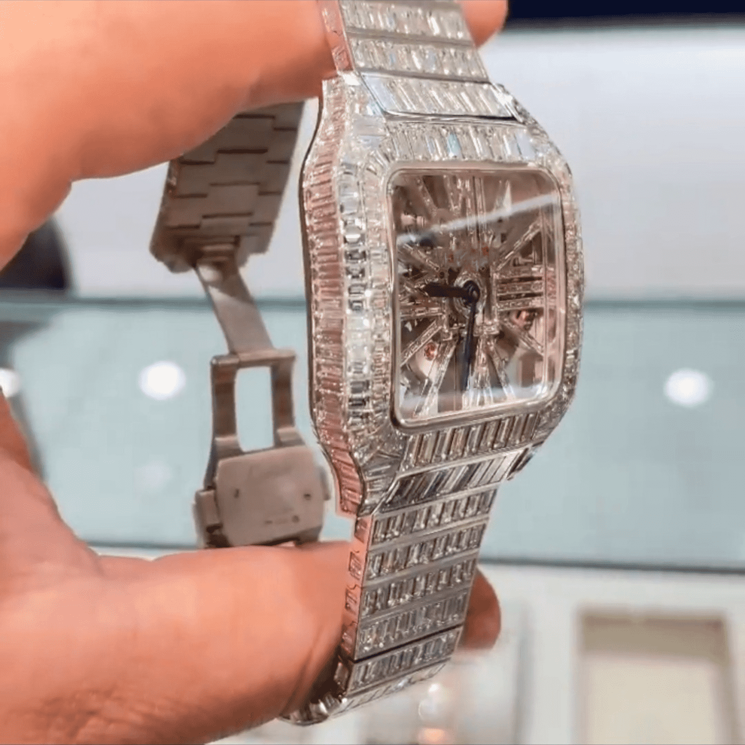 Luxury Moissanite Iced-Out Automatic Watch 3 Luxury Moissanite Iced-Out Automatic Watch - Image 3