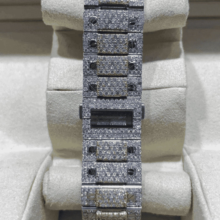 Elegant Moissanite Watches Iced Out with Minimalist Dial for Men & Women 2 Elegant Moissanite Watches Iced Out with Minimalist Dial for Men & Women - Image 2