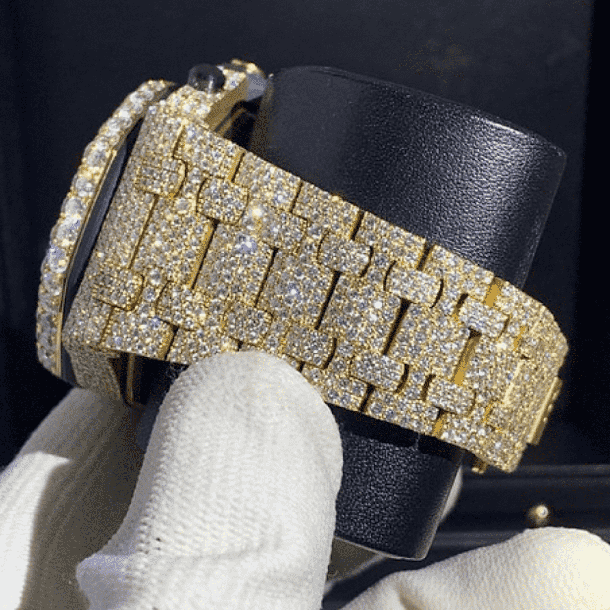 Stainless Steel VVS Moissanite Watch for Special Gift 4 Stainless Steel VVS Moissanite Watch for Special Gift - Image 4