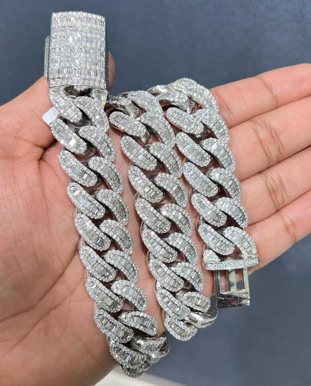 20mm Eye-Catching Moissanite Chains in Silver for Men & Women 3 20 mm Cuban Link Chain