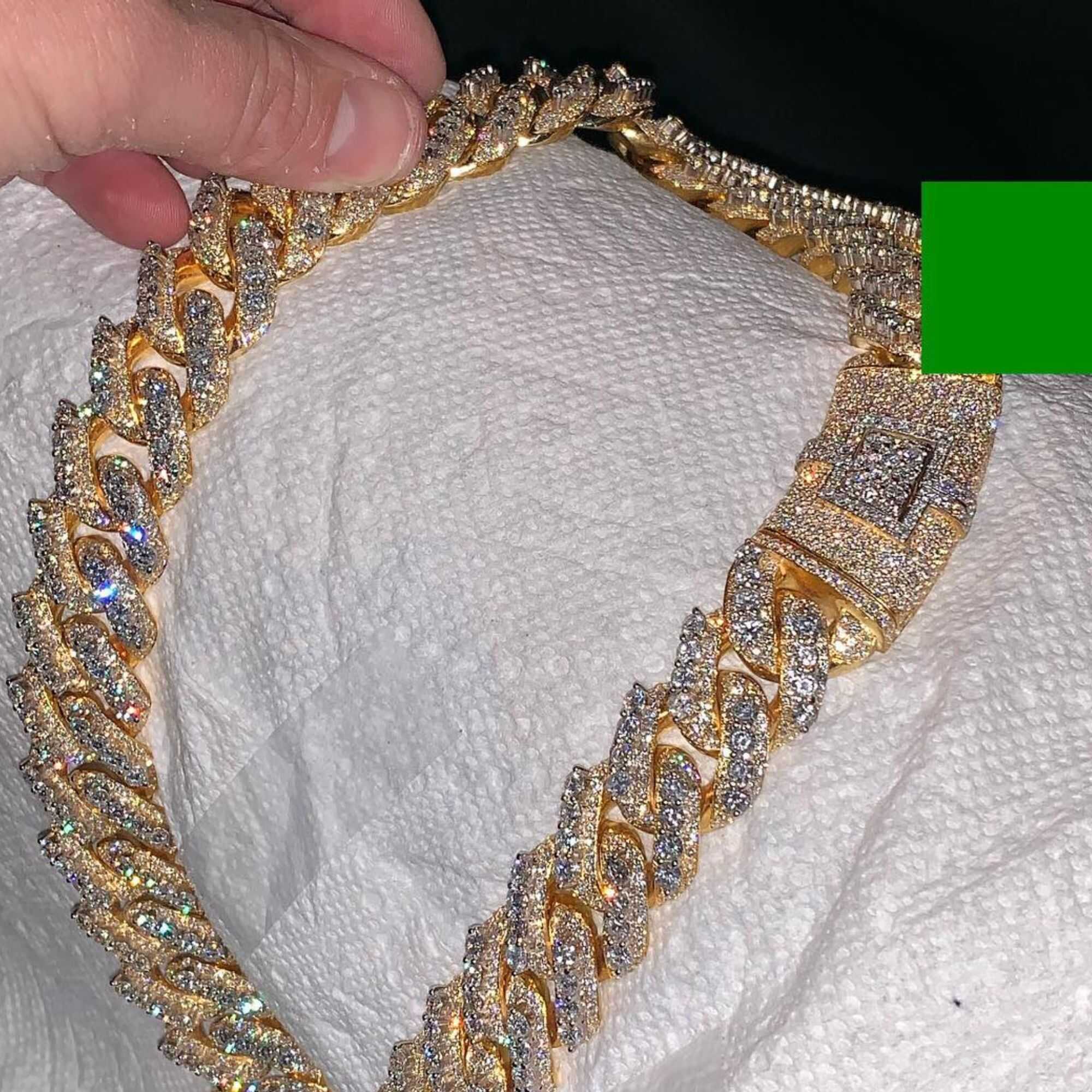 Luxury Moissanite Diamond Iced Out Cuban Link Chain for Men & Women 2 Personalized Diamond Chain