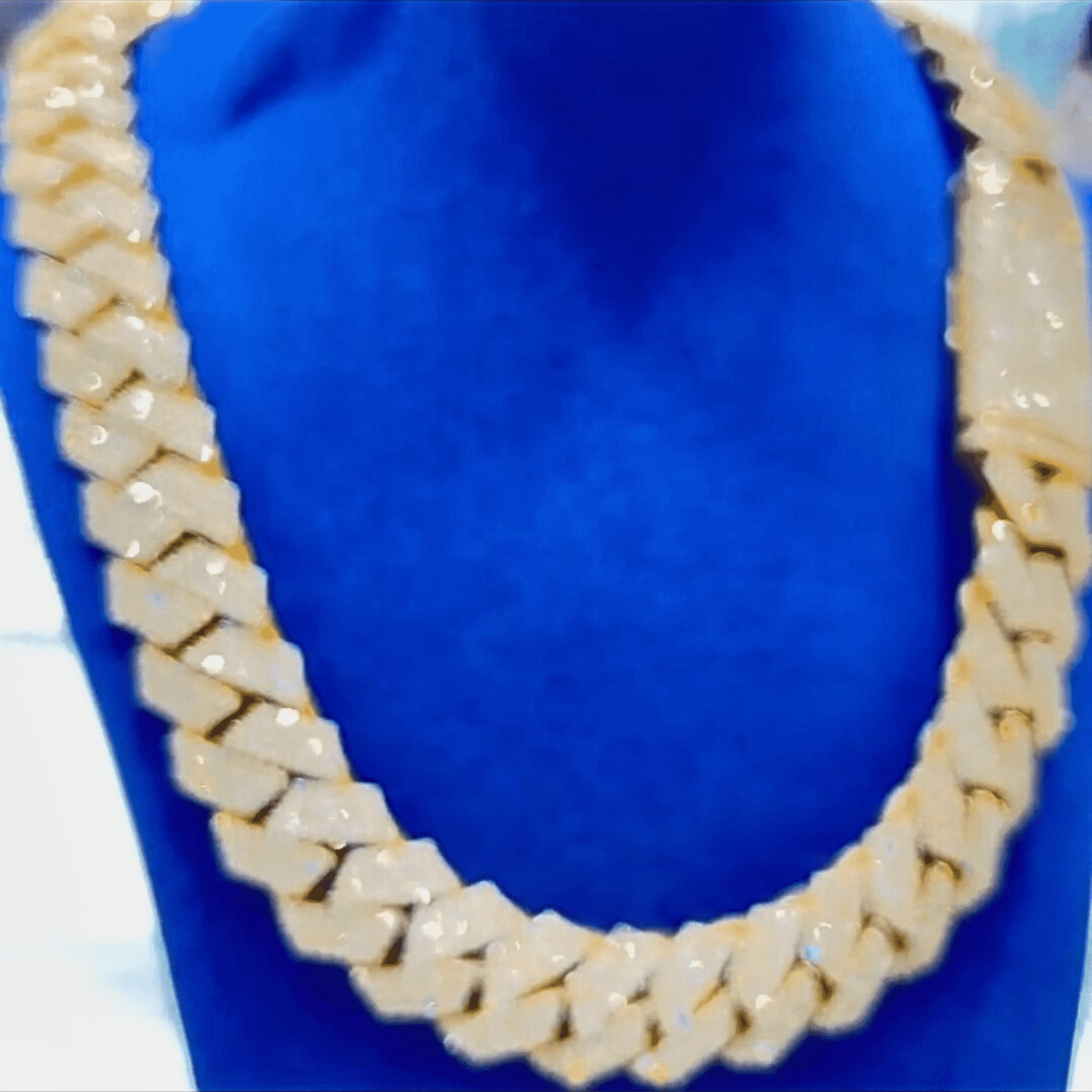 22mm Urban Men’s Silver Diamond Iced Out Cuban Link Moissanite Chains - Image 2